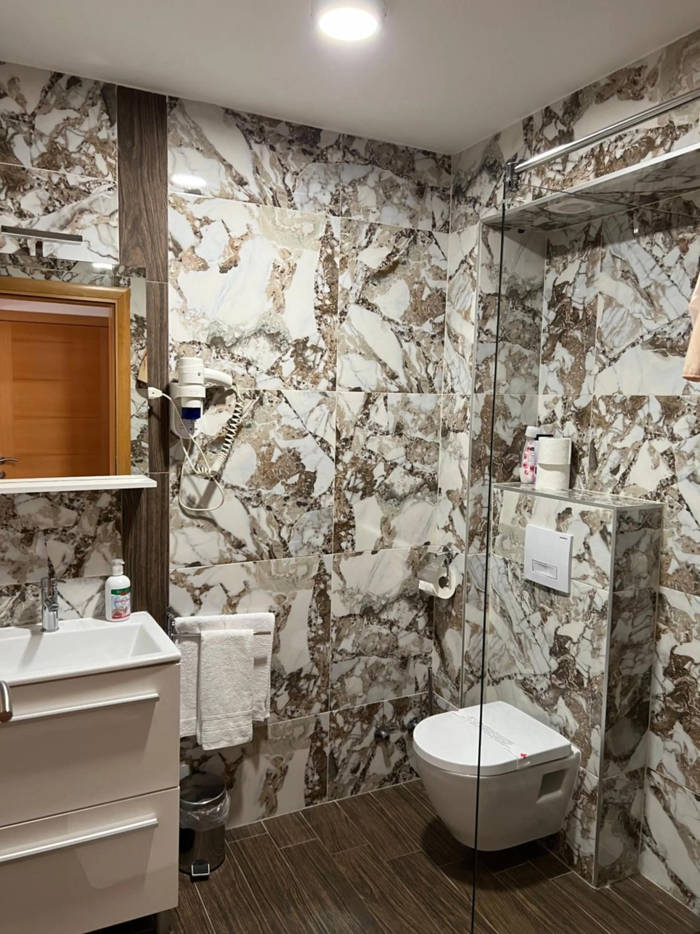 Shower in Motel Monte Rosa