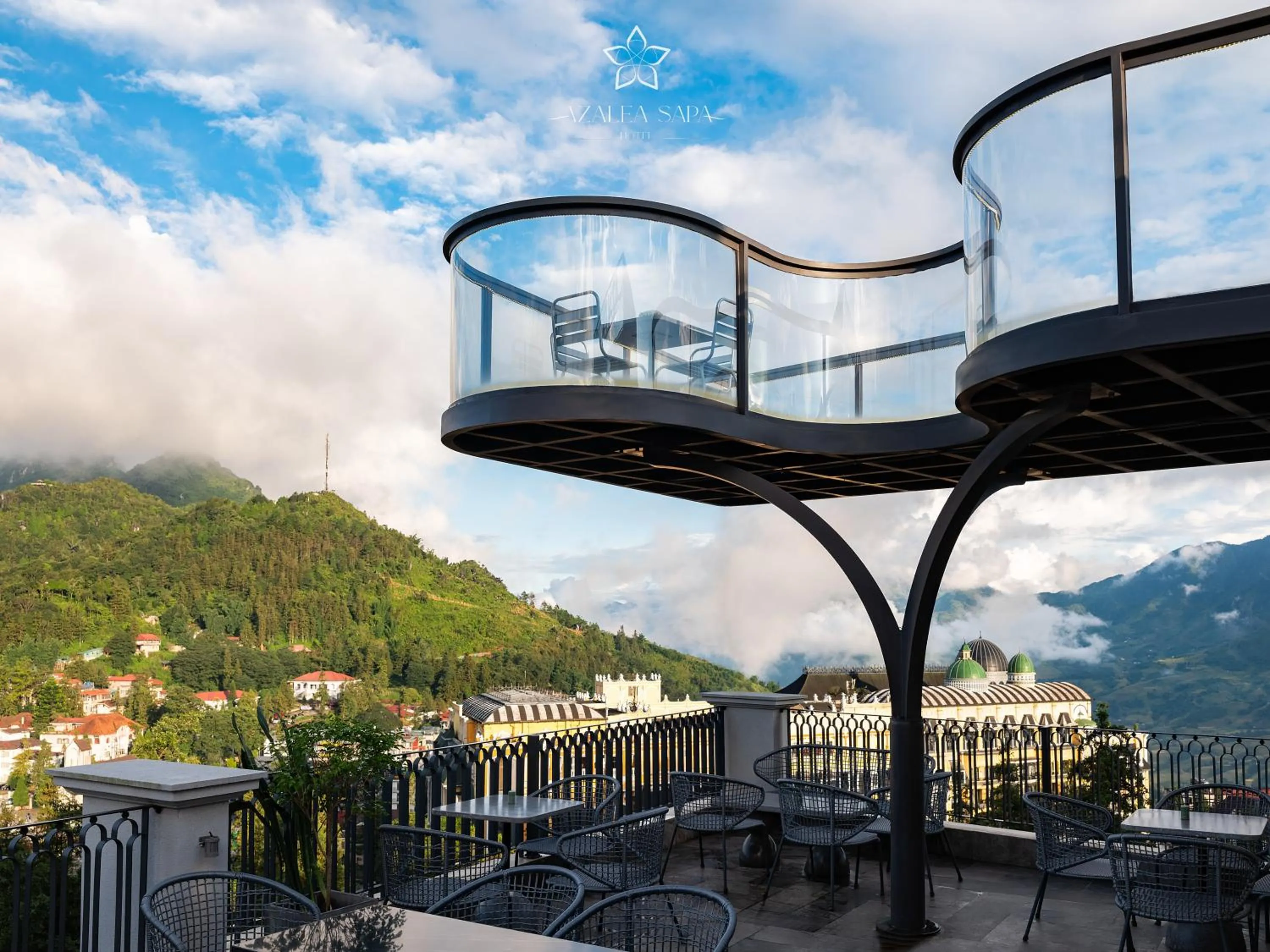 Lounge or bar in Azalea Sapa Hotel