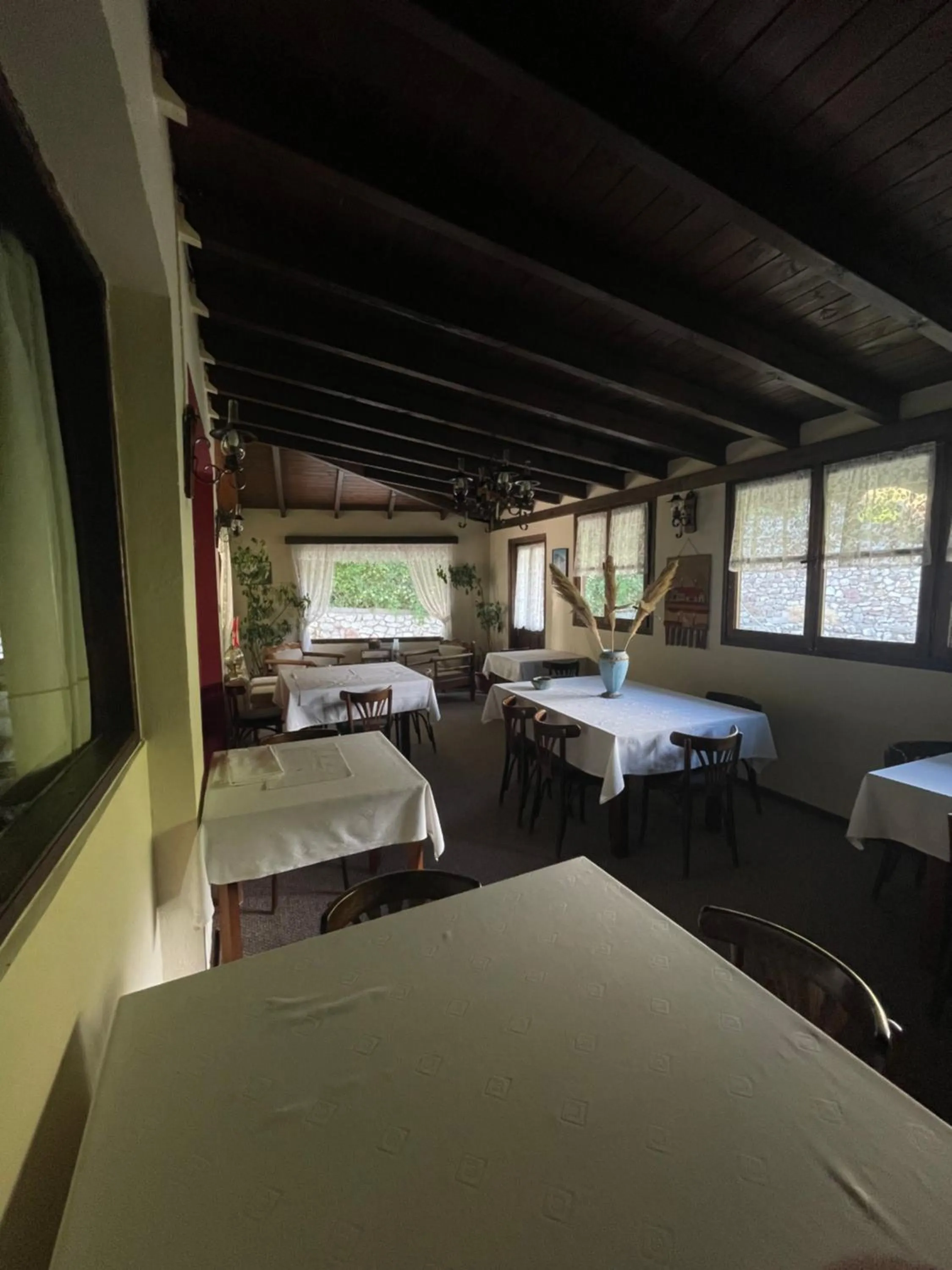 Restaurant/places to eat in Dione by Open City