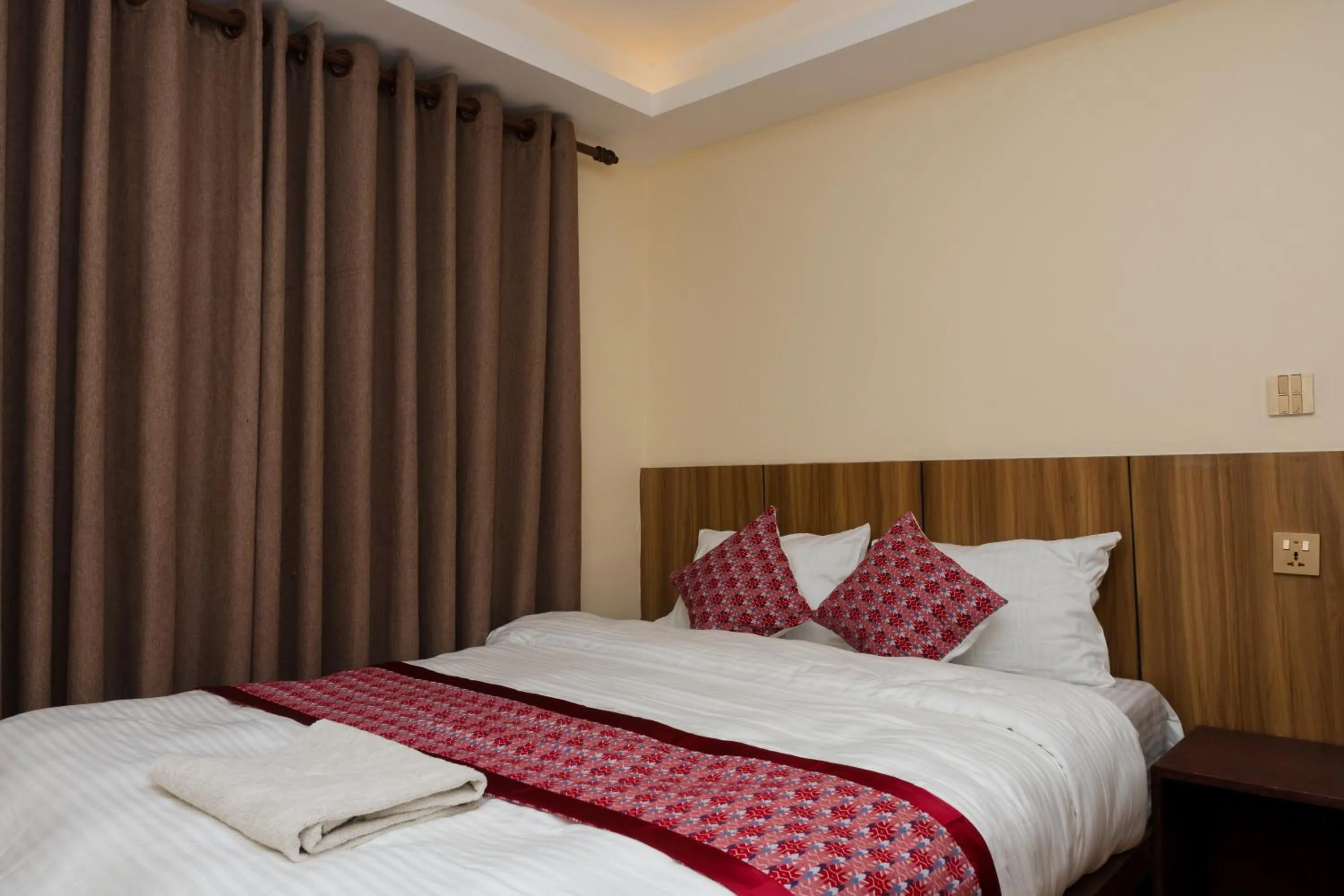 Bedroom, Bed in Rightway Hotel & Restaurant