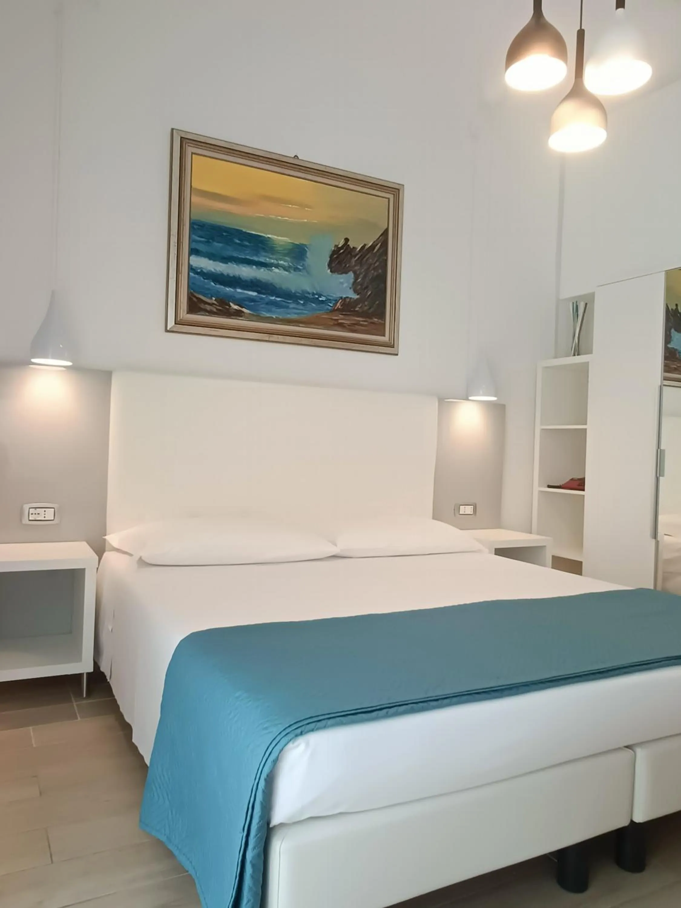 Bedroom, Bed in Hotel Merano