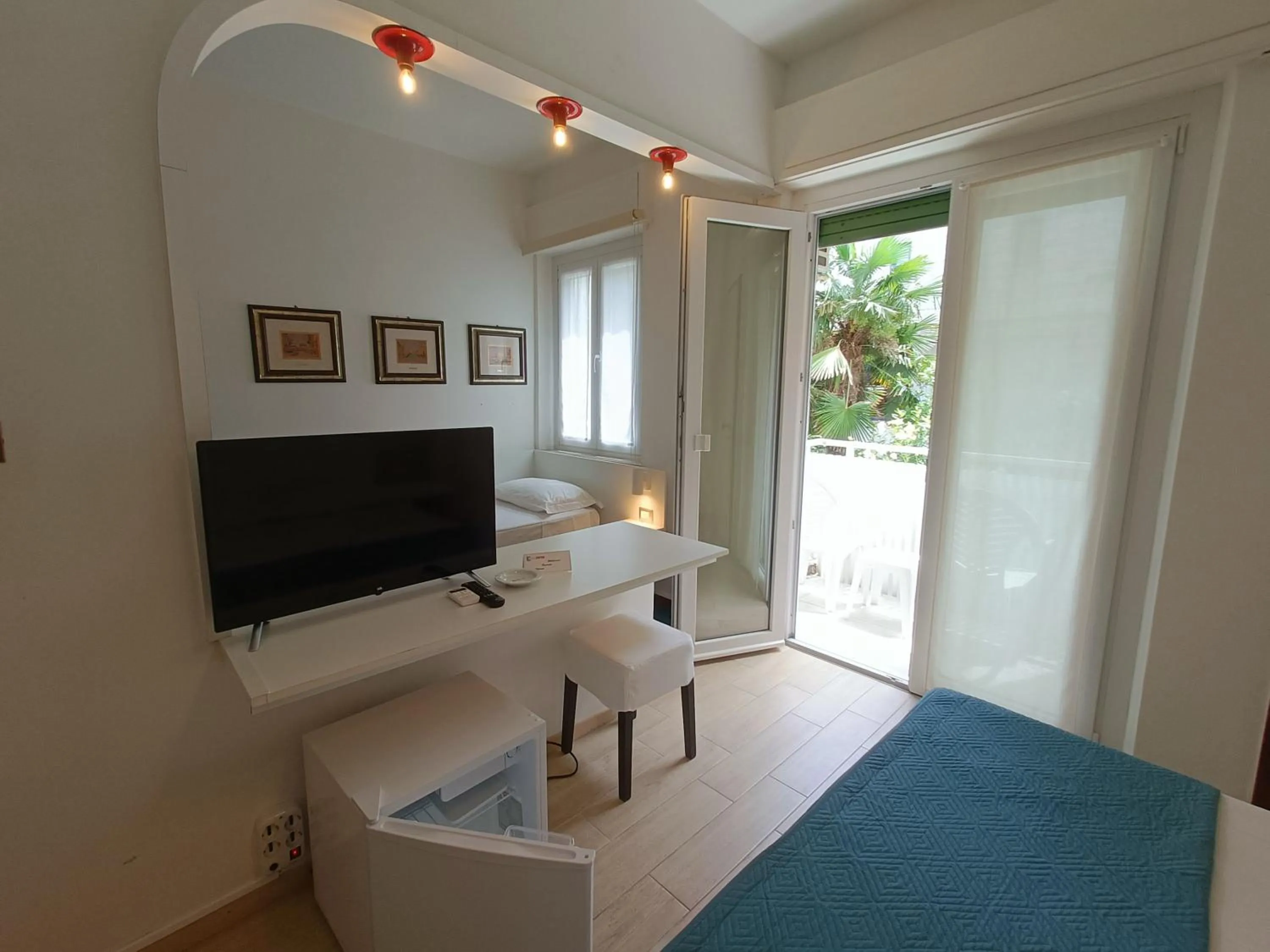 Photo of the whole room, Bed in Hotel Merano