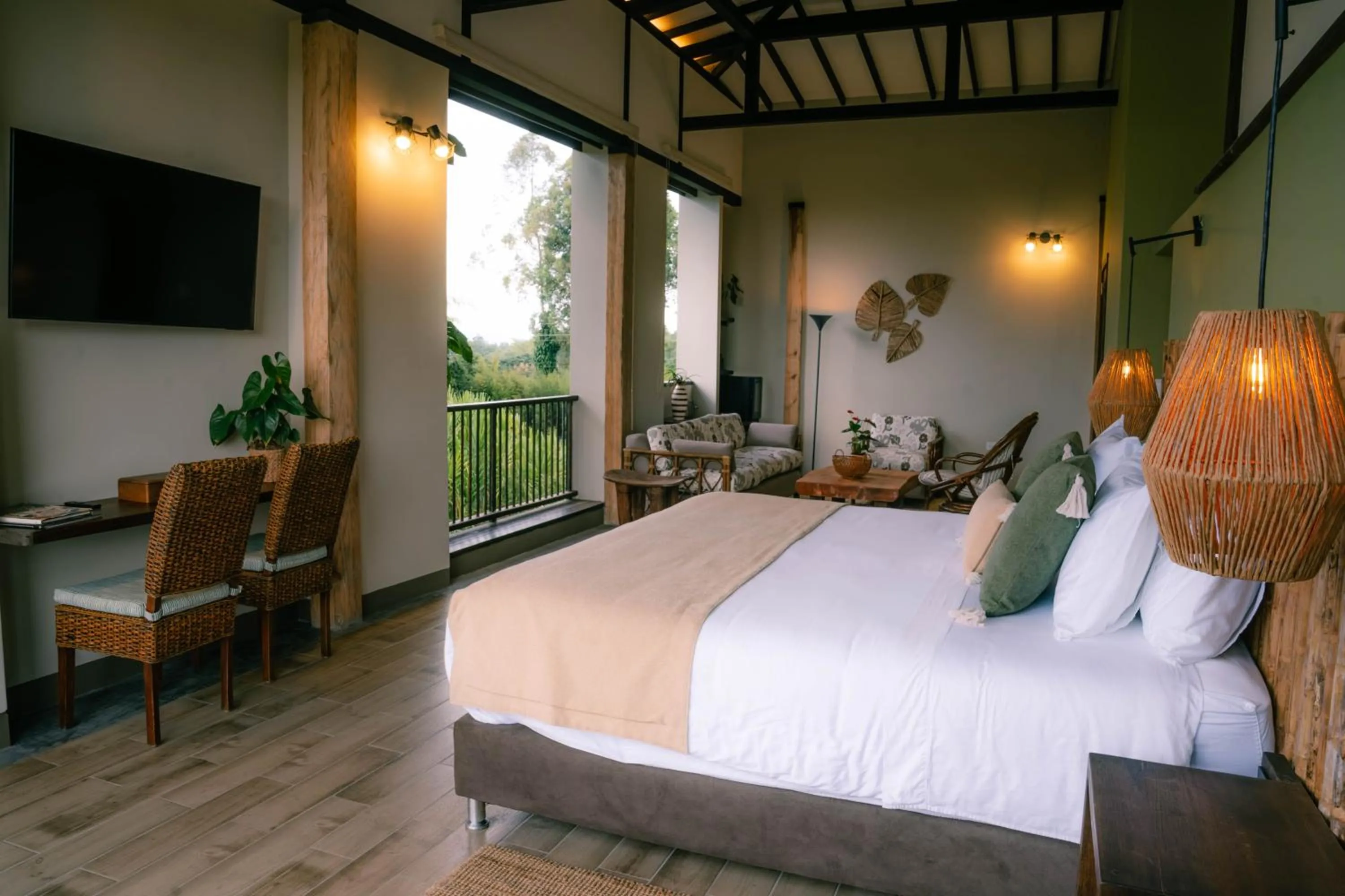 Photo of the whole room, Bed in Tukki Ecolodge Hotel
