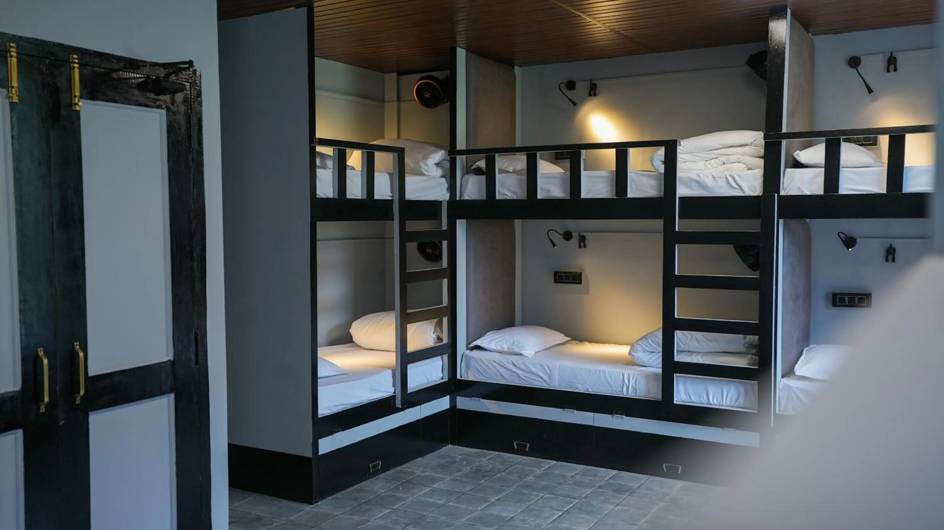 bunk bed, Bed in Sort By Stays, Kareri