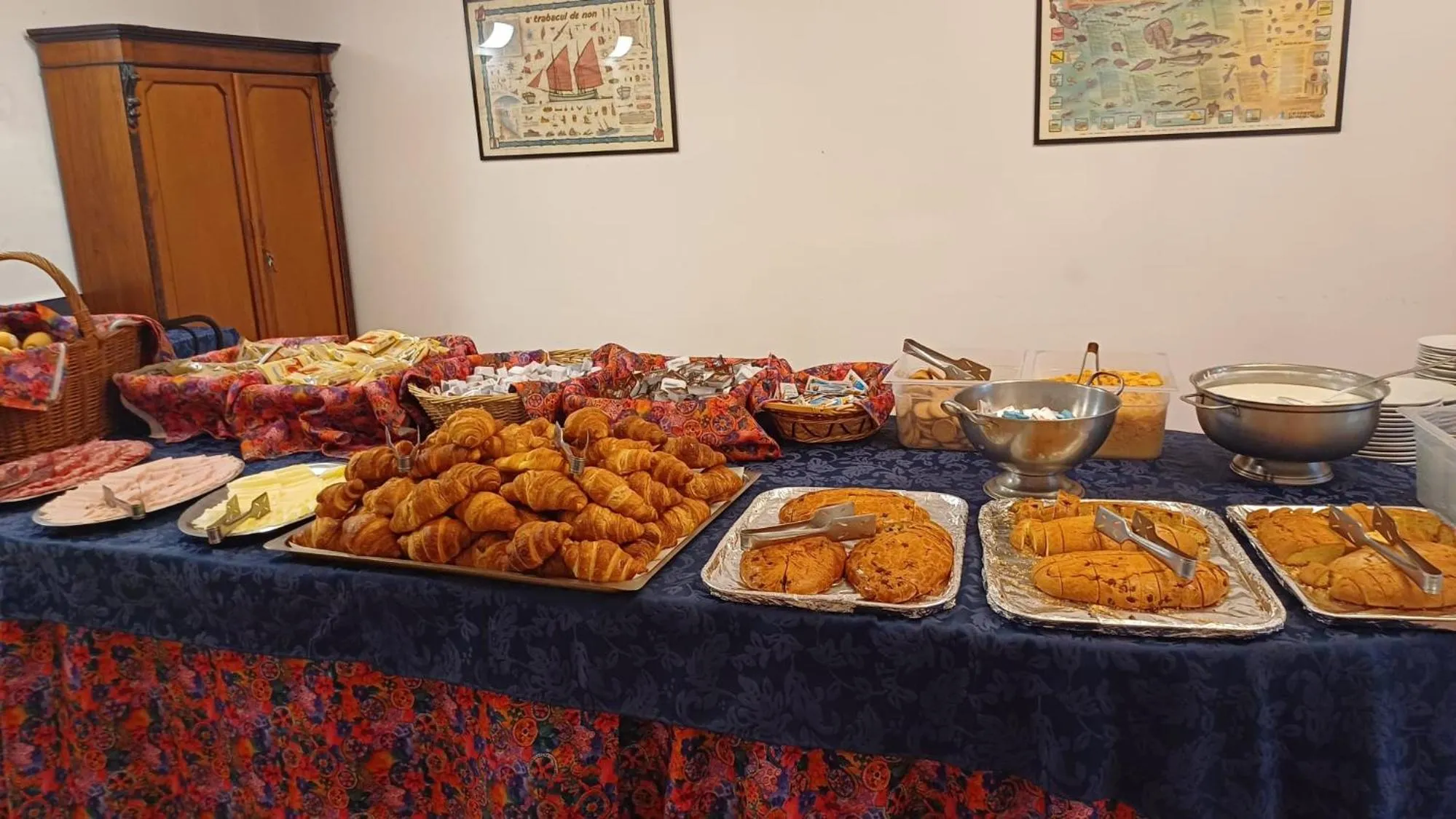 Breakfast in Hotel Sacramora