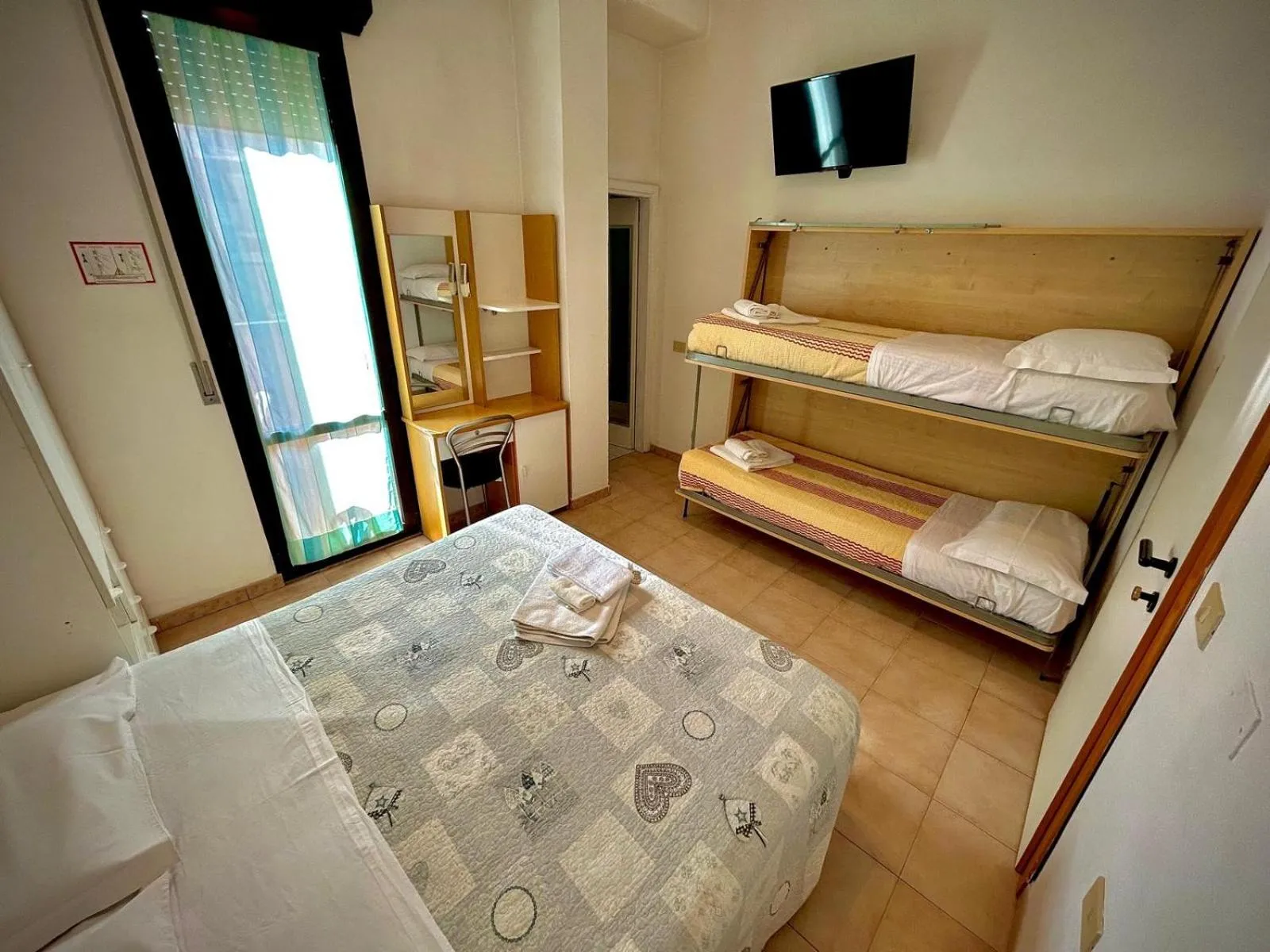 bunk bed in Hotel Sacramora