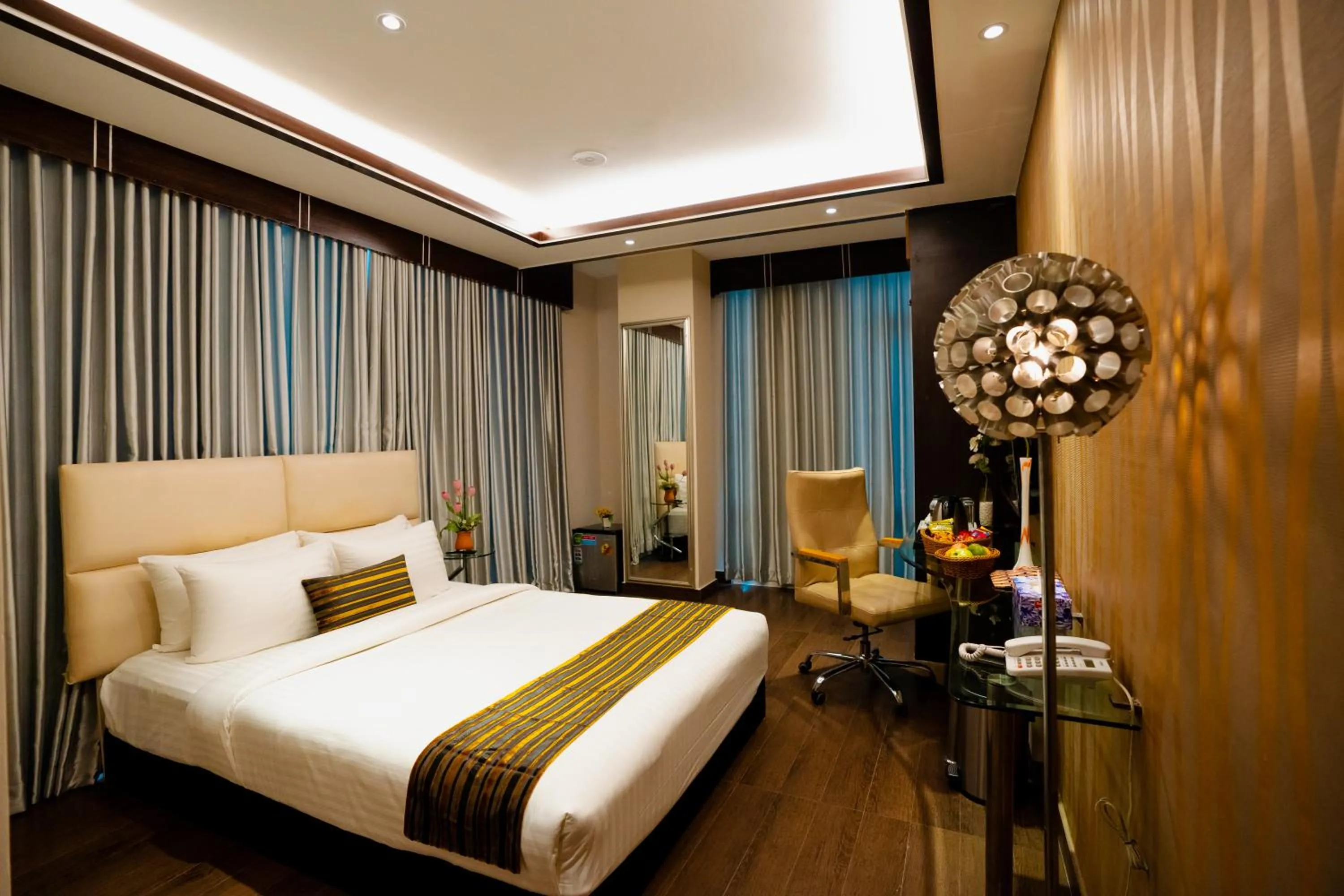 Property building, Bed in Royal Residence Dhaka