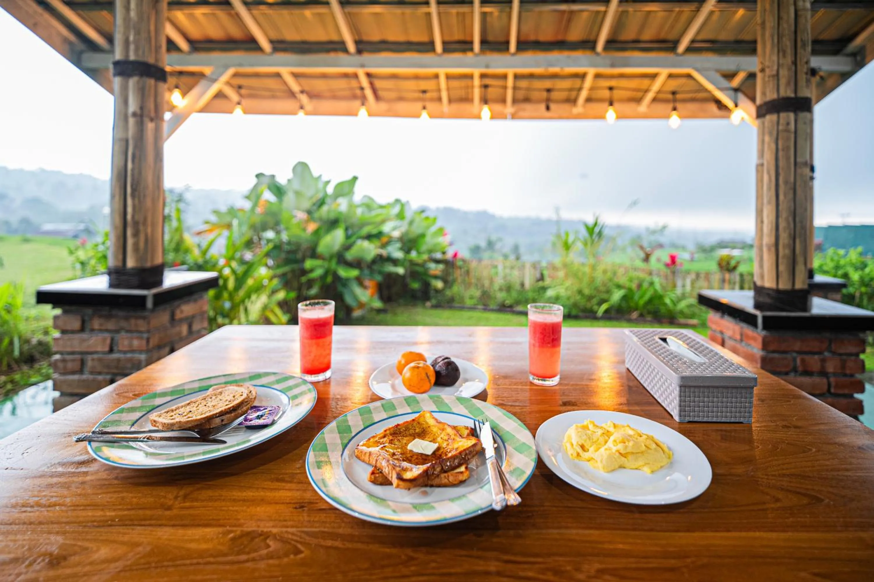 Breakfast in Jatiluwih Santya Loka Lodge & Twin Waterfall Managed by Manara