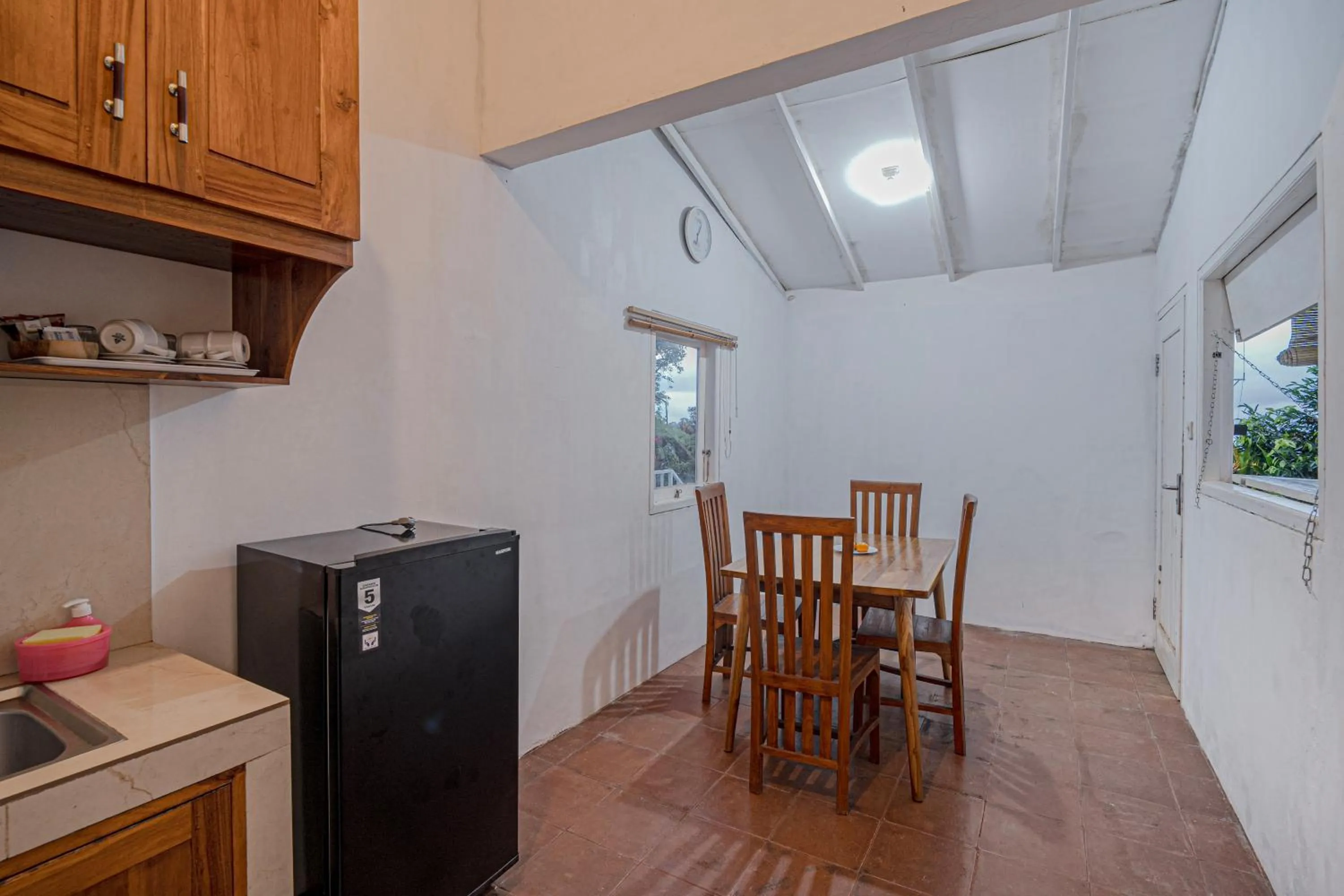 Kitchen or kitchenette in Jatiluwih Santya Loka Lodge & Twin Waterfall Managed by Manara