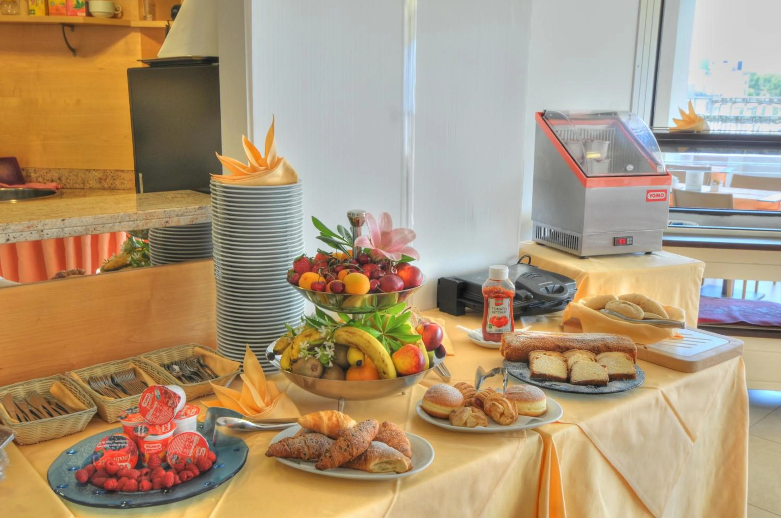 Restaurant/places to eat in Hotel Pasha