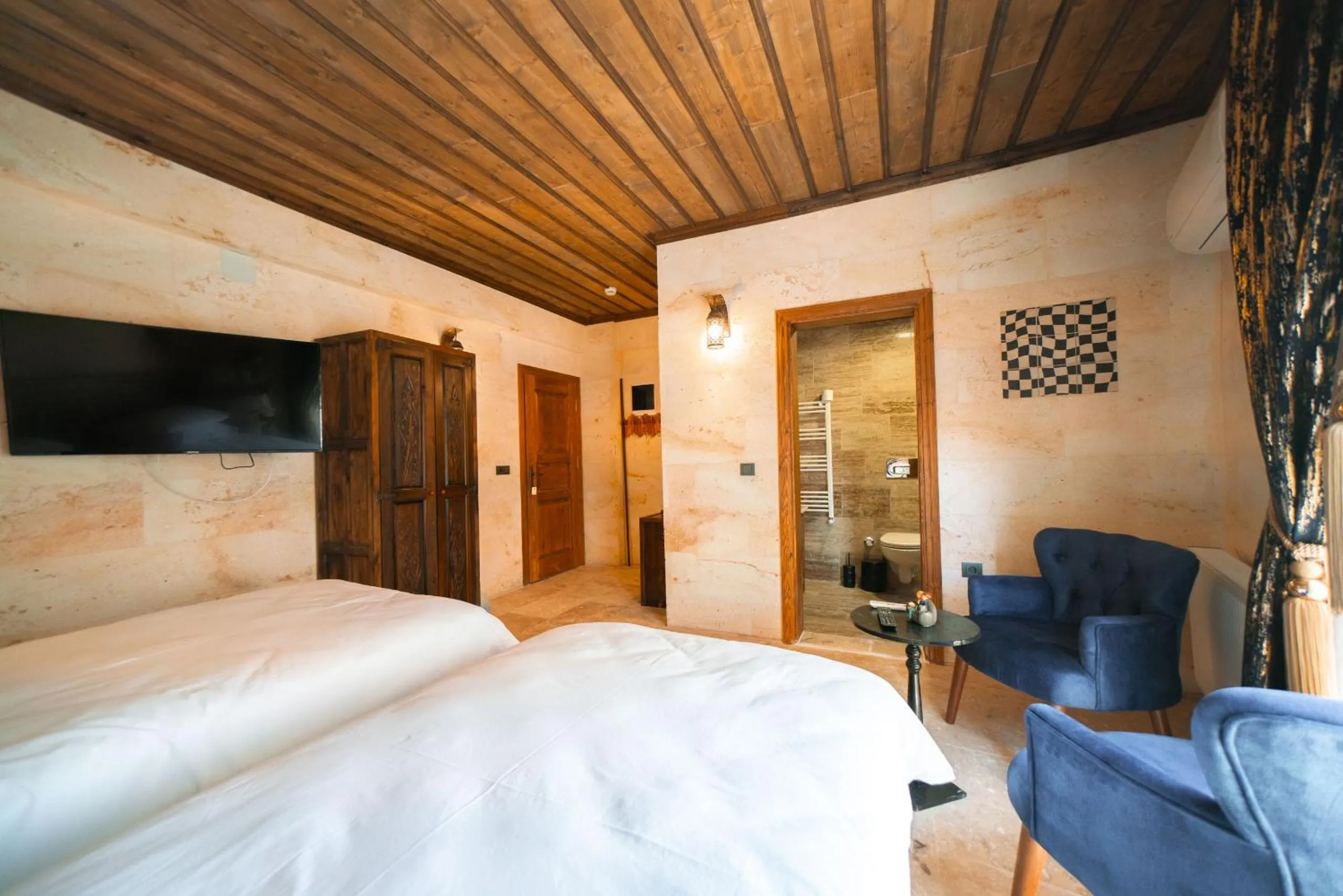 Bed in Abra Stone House