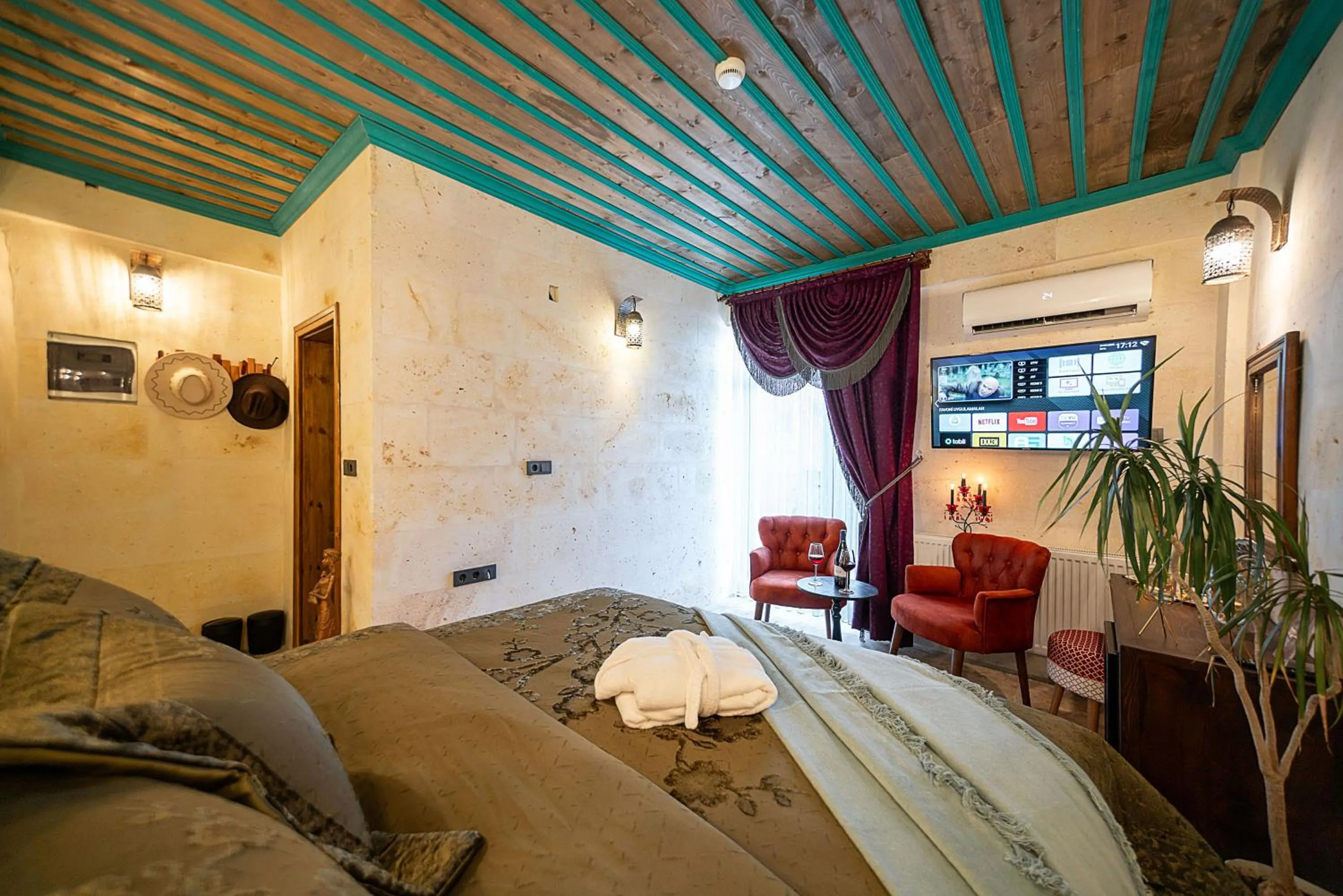 Bed in Abra Stone House