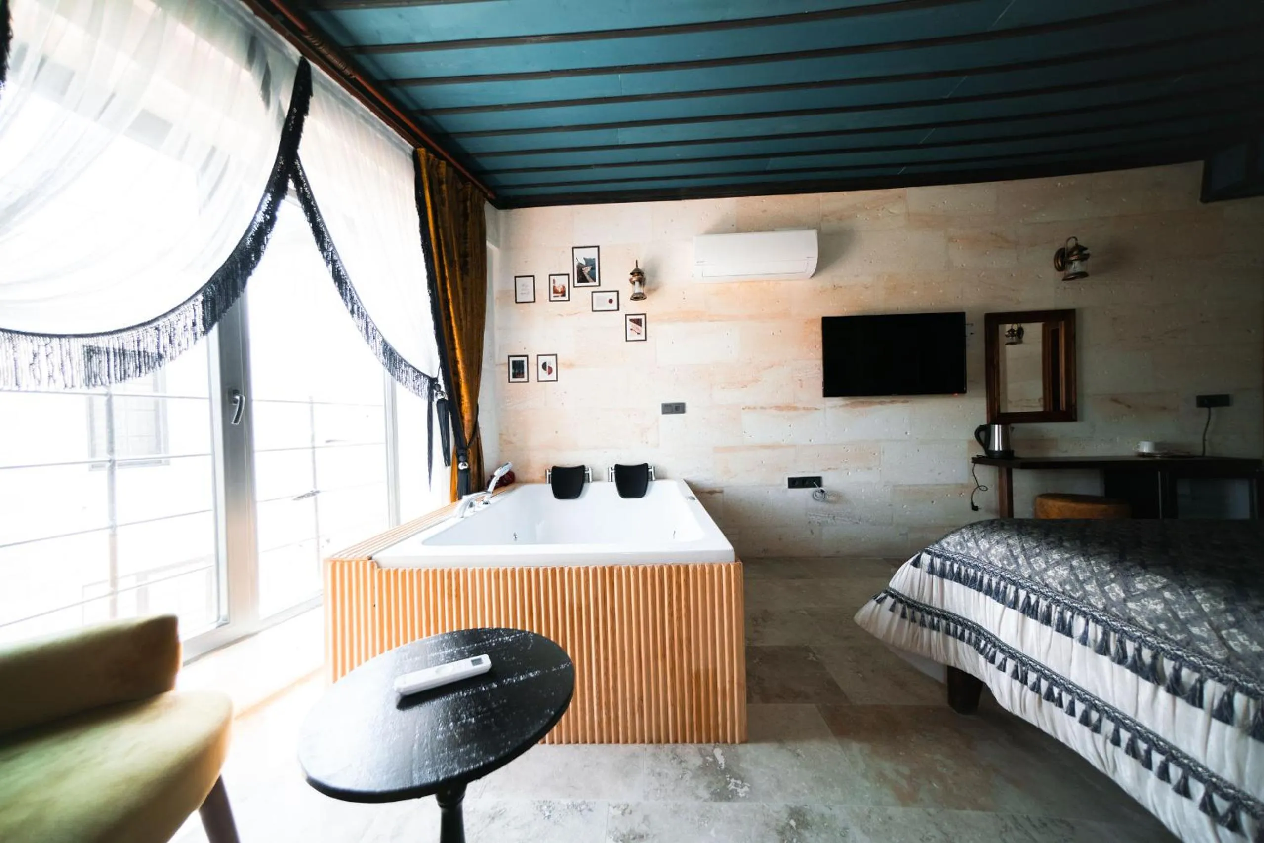 Bed in Abra Stone House