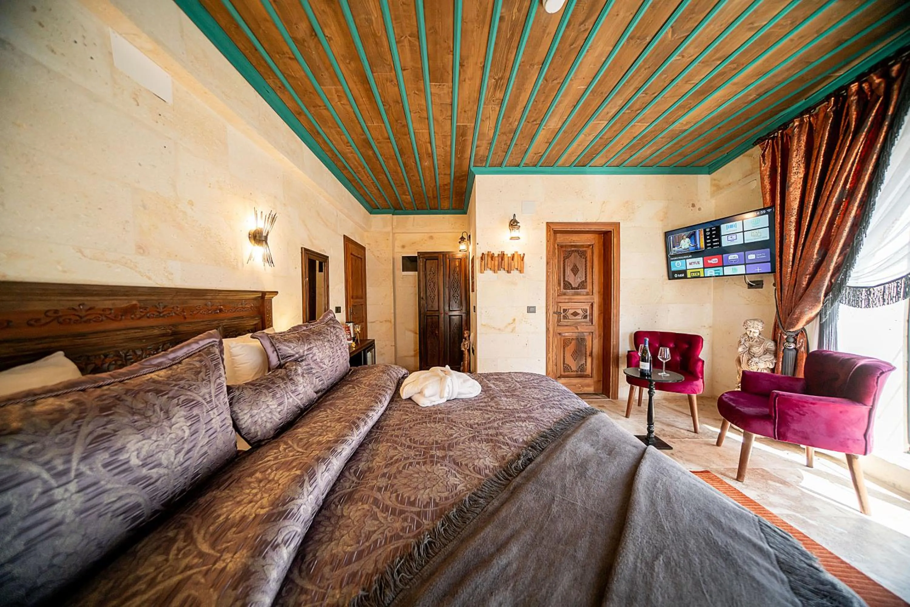 Bed in Abra Stone House