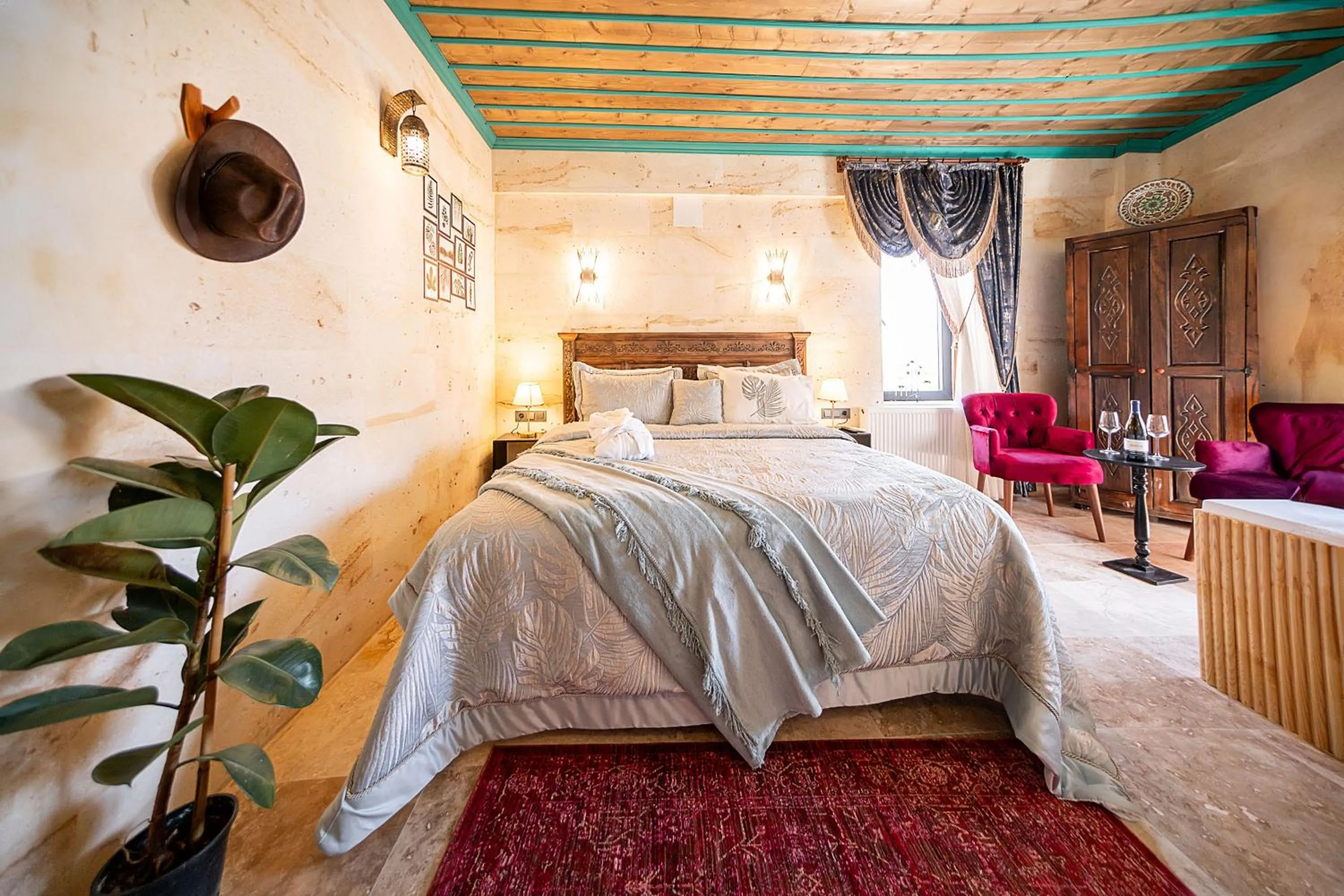 Bed in Abra Stone House