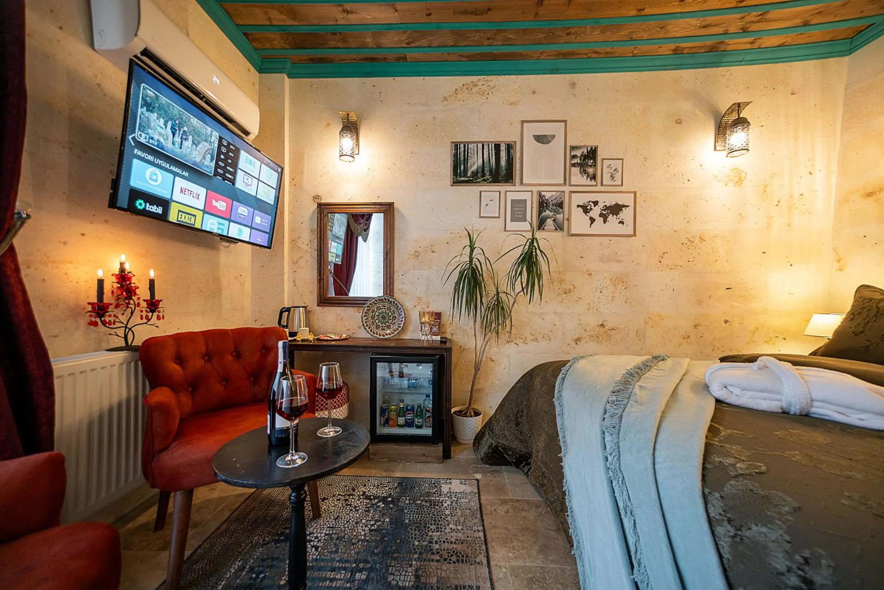 Bed in Abra Stone House