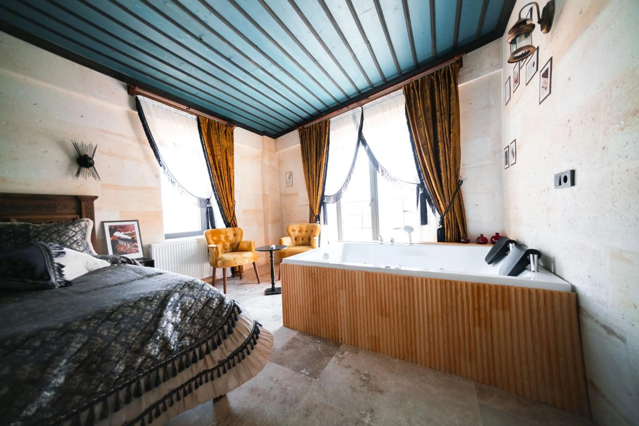 Bed in Abra Stone House