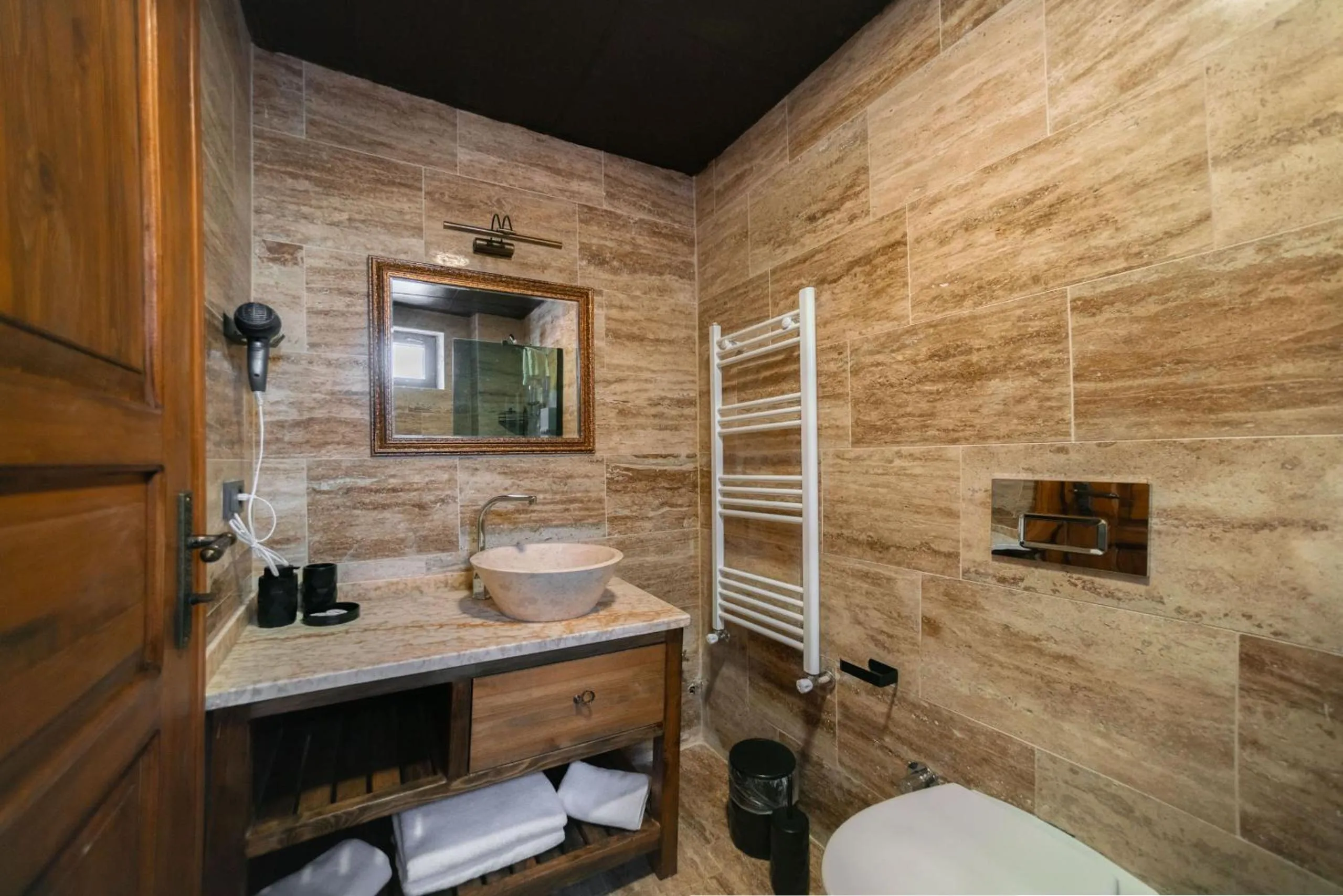 Toilet in Abra Stone House