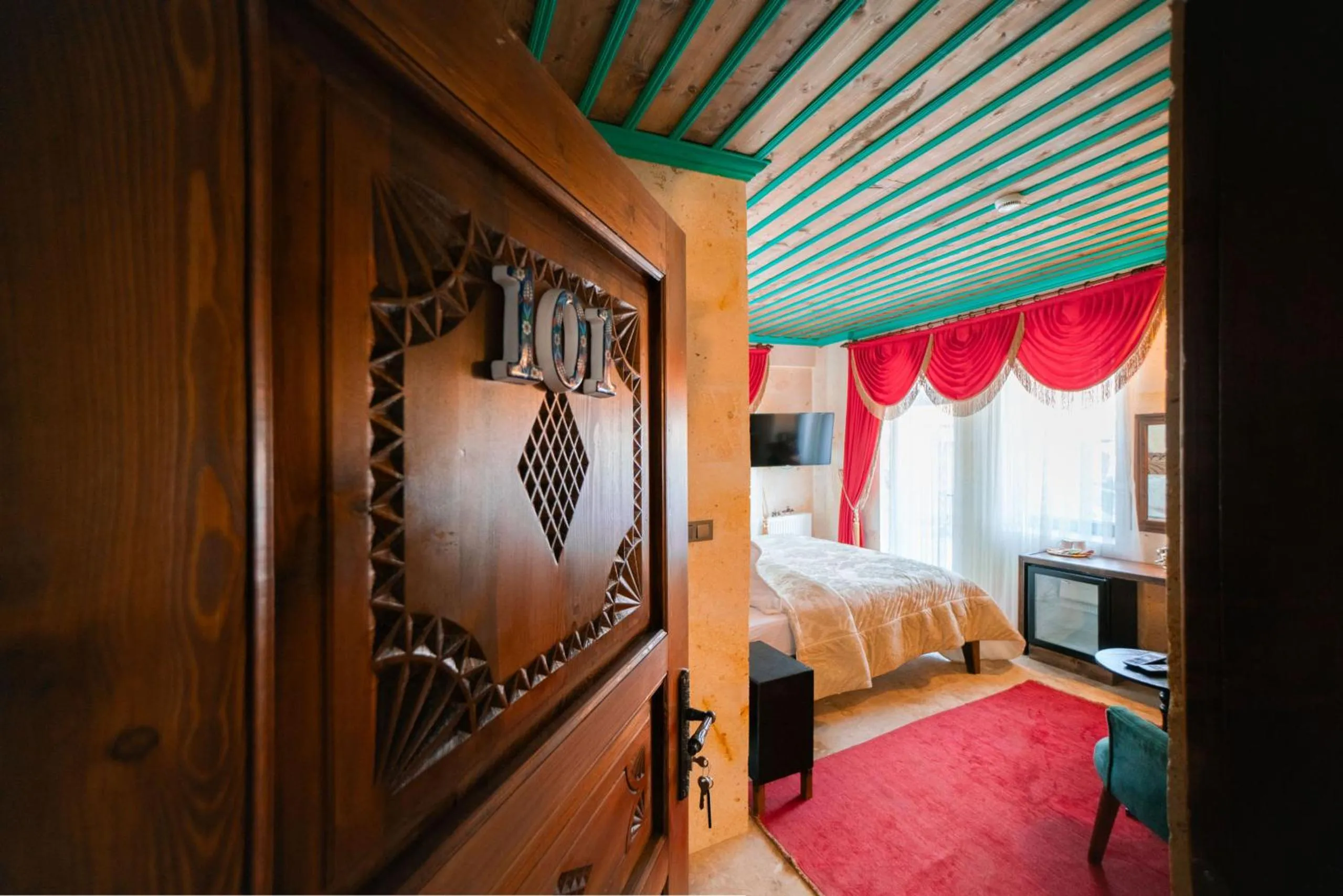 Bed in Abra Stone House