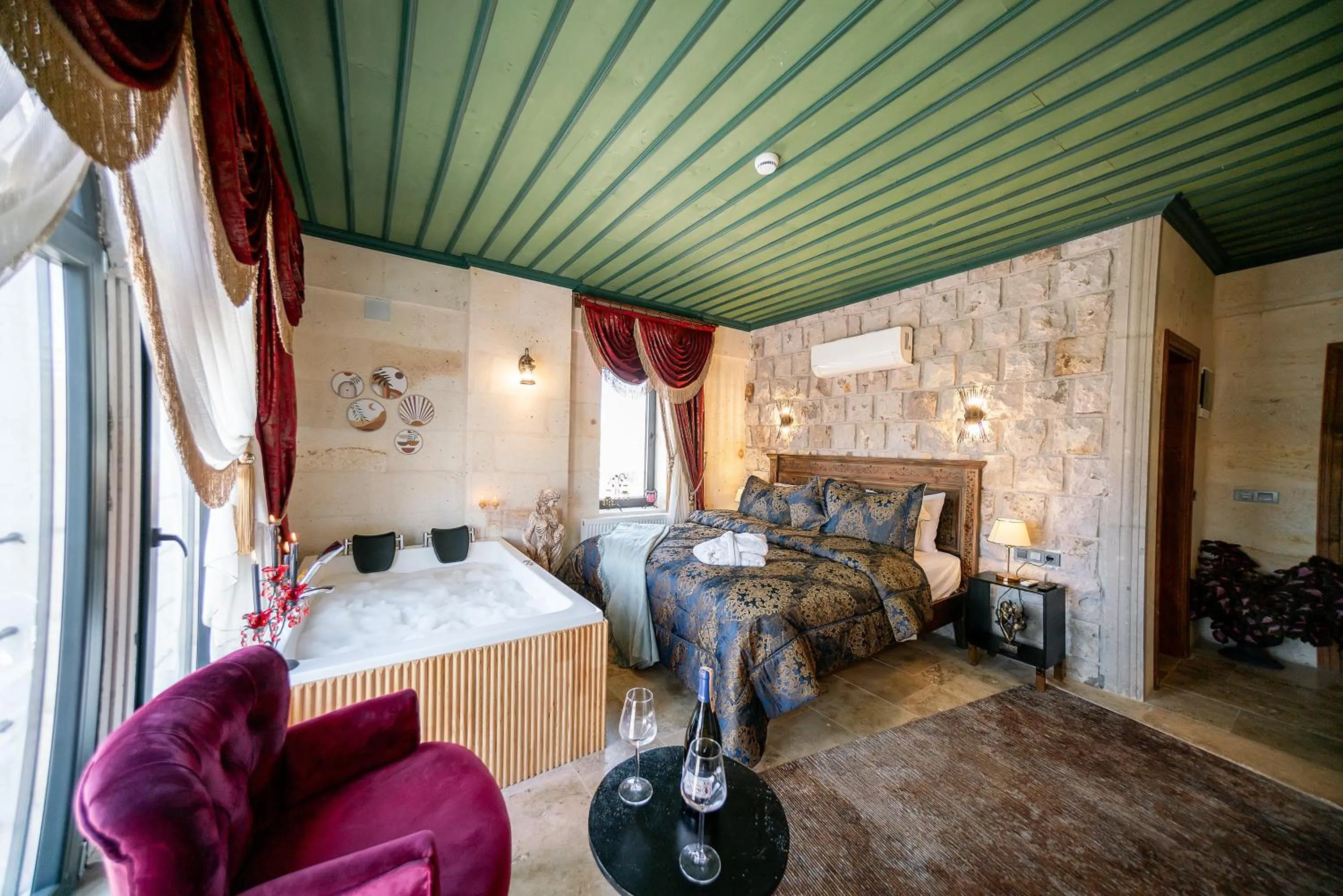 Bed in Abra Stone House