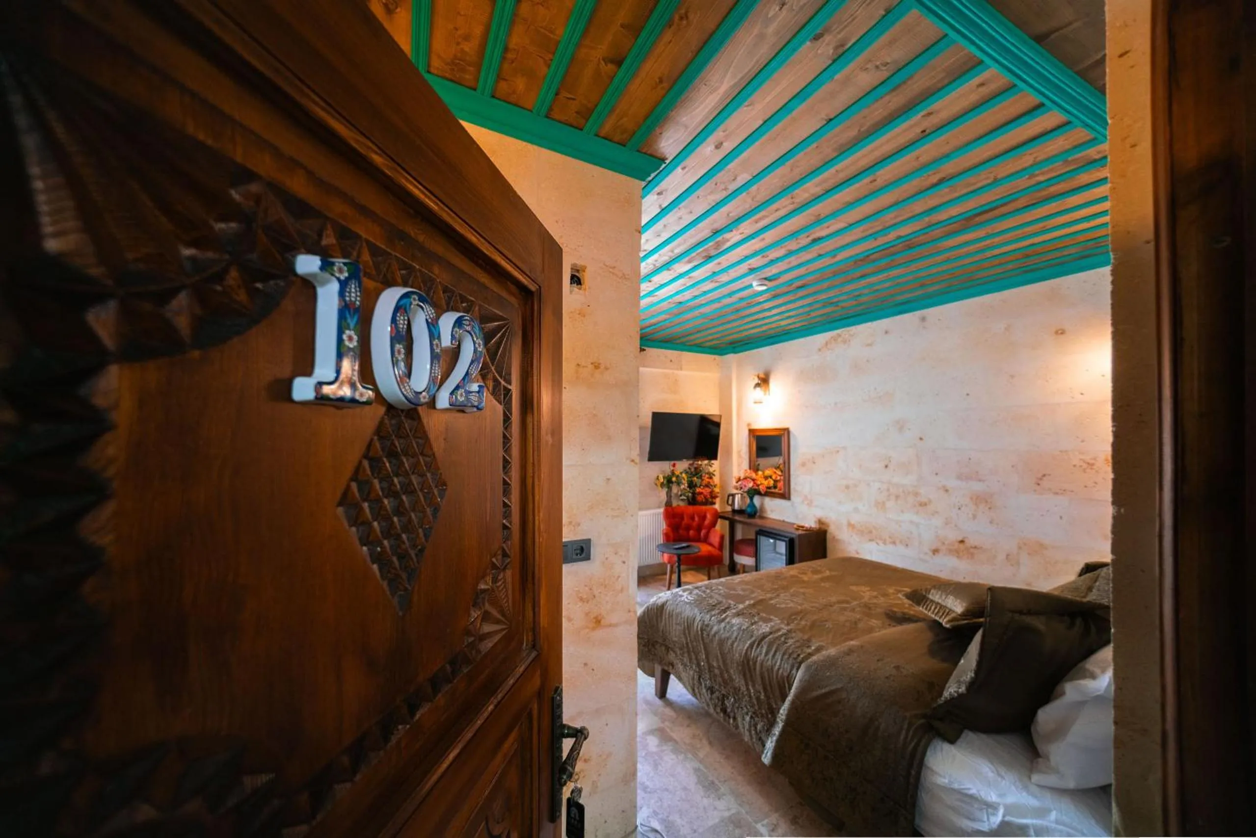 Bed in Abra Stone House