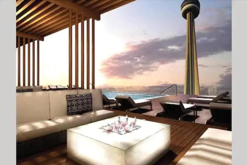 Pool view in Skyline Suites - Walk to MTCC, ACC, Rogers Centre & Entertainment District