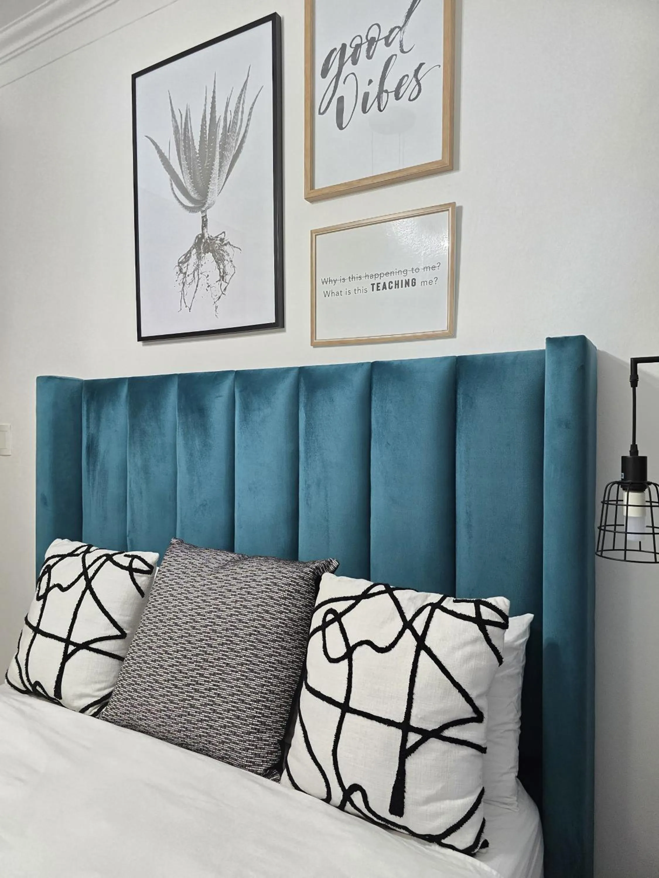 Bed in Urban Park Oasis