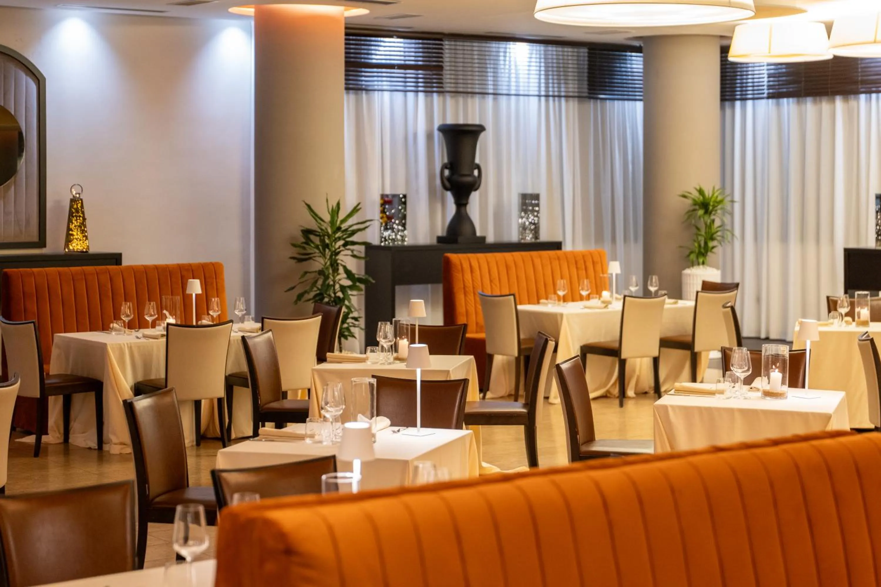 Restaurant/places to eat in NSM Hotel Palace Lucera