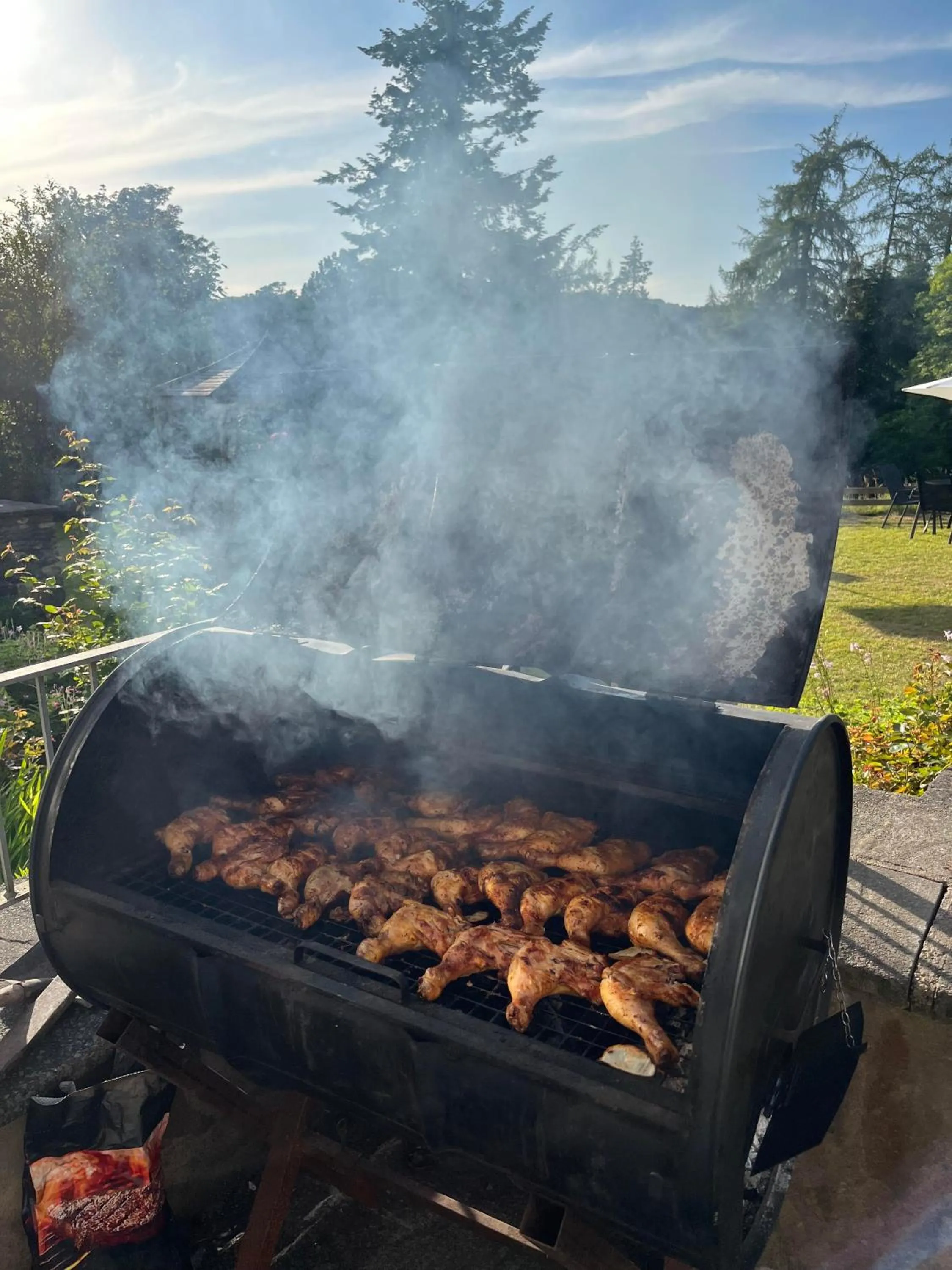 BBQ facilities in Lindeth Howe