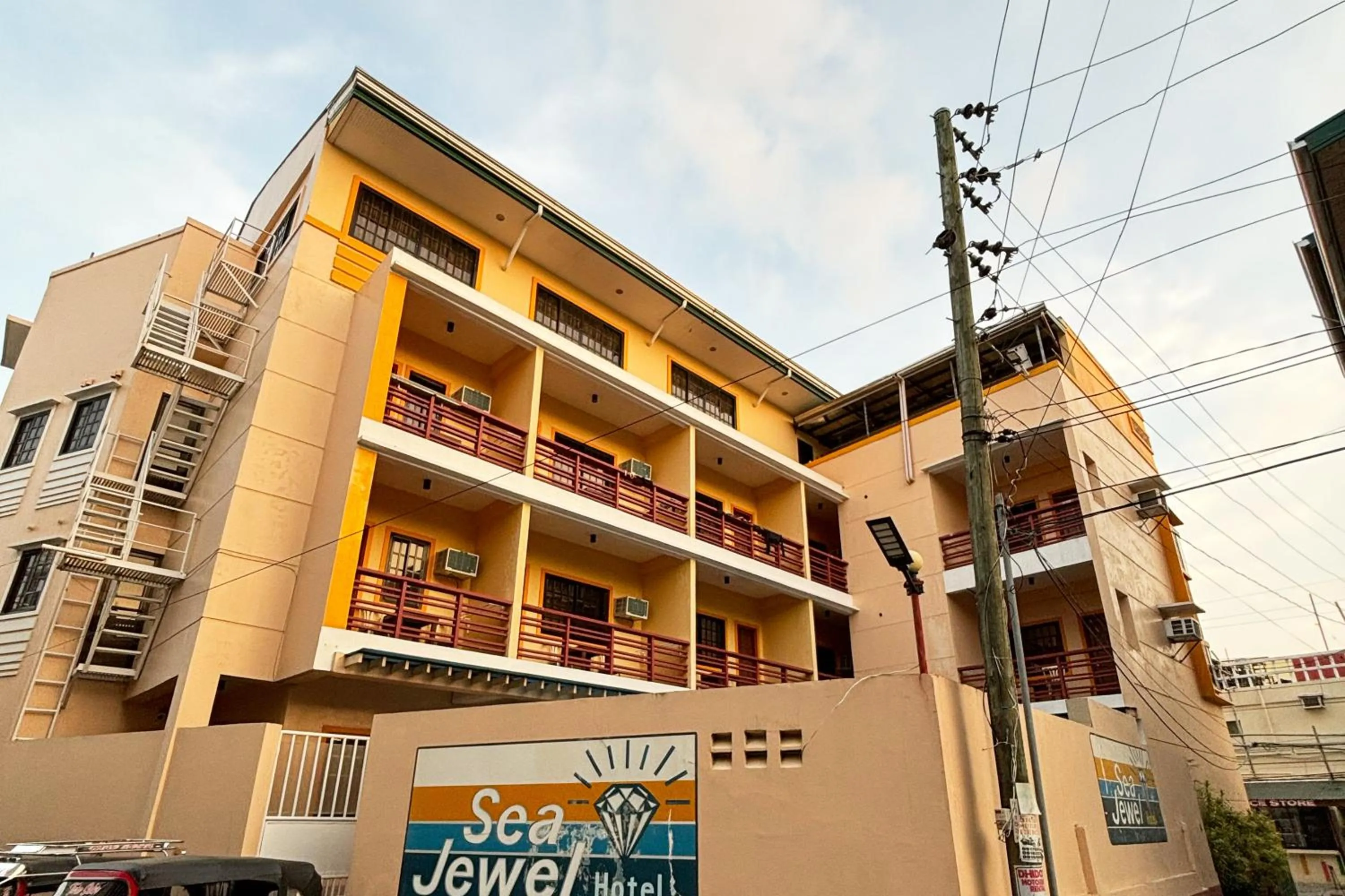 Property building in Sea Jewel Hotel Puerto Galera powered by Cocotel