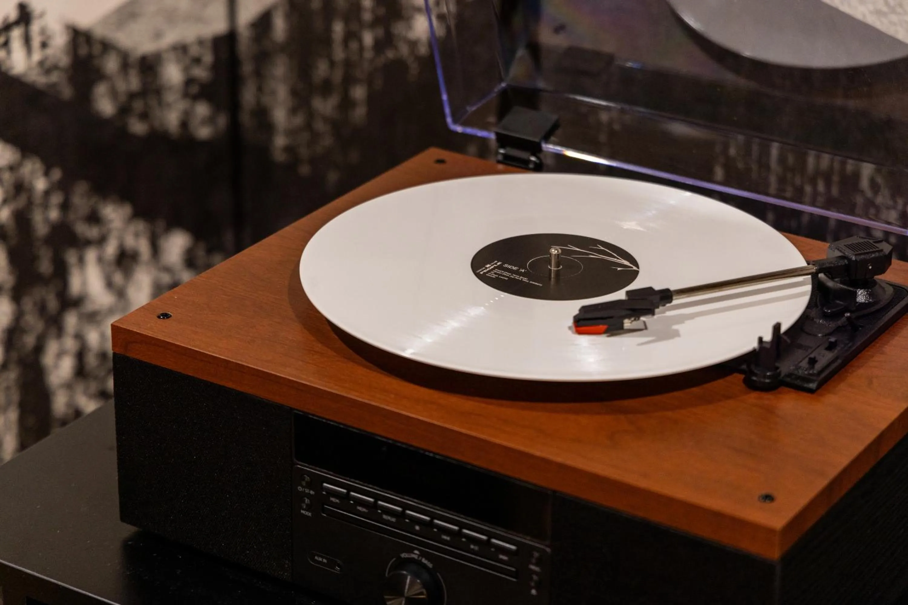 TV and multimedia in AanK Hotel & Spa Pyeongtaek