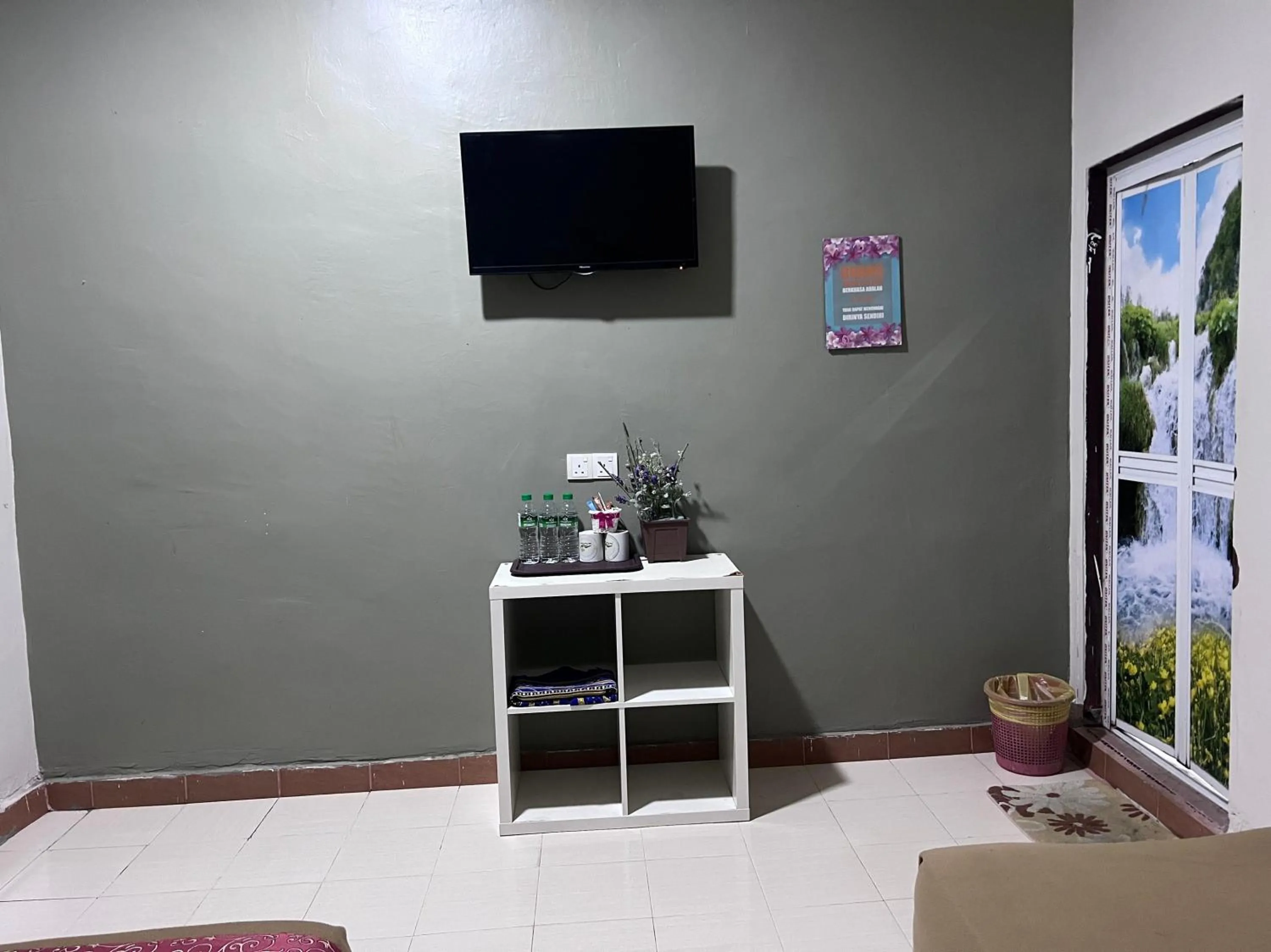 Bedroom in Capital O 91017 Tuba Beach Resort @ Pulau Tuba