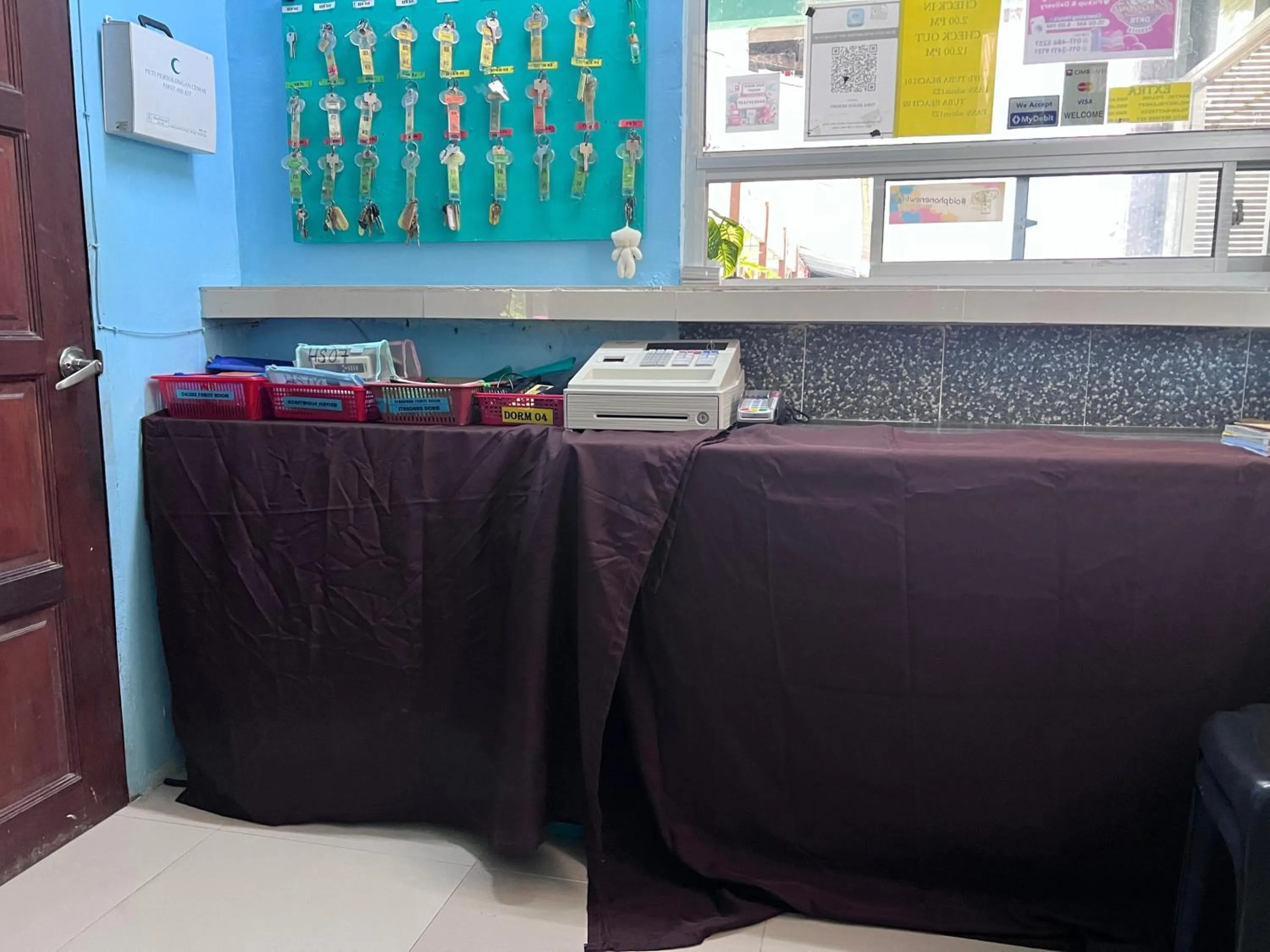 Lobby or reception in Capital O 91017 Tuba Beach Resort @ Pulau Tuba