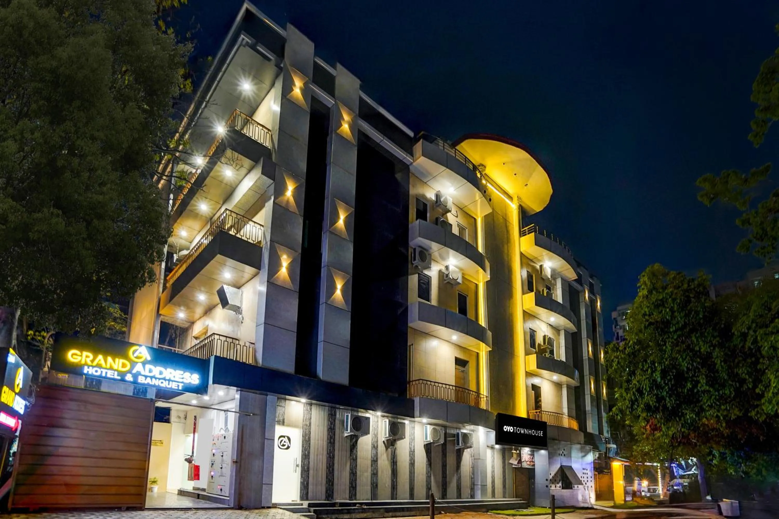 Facade/entrance in Townhouse GRAND ADDRESS HOTEL AND BANQUET