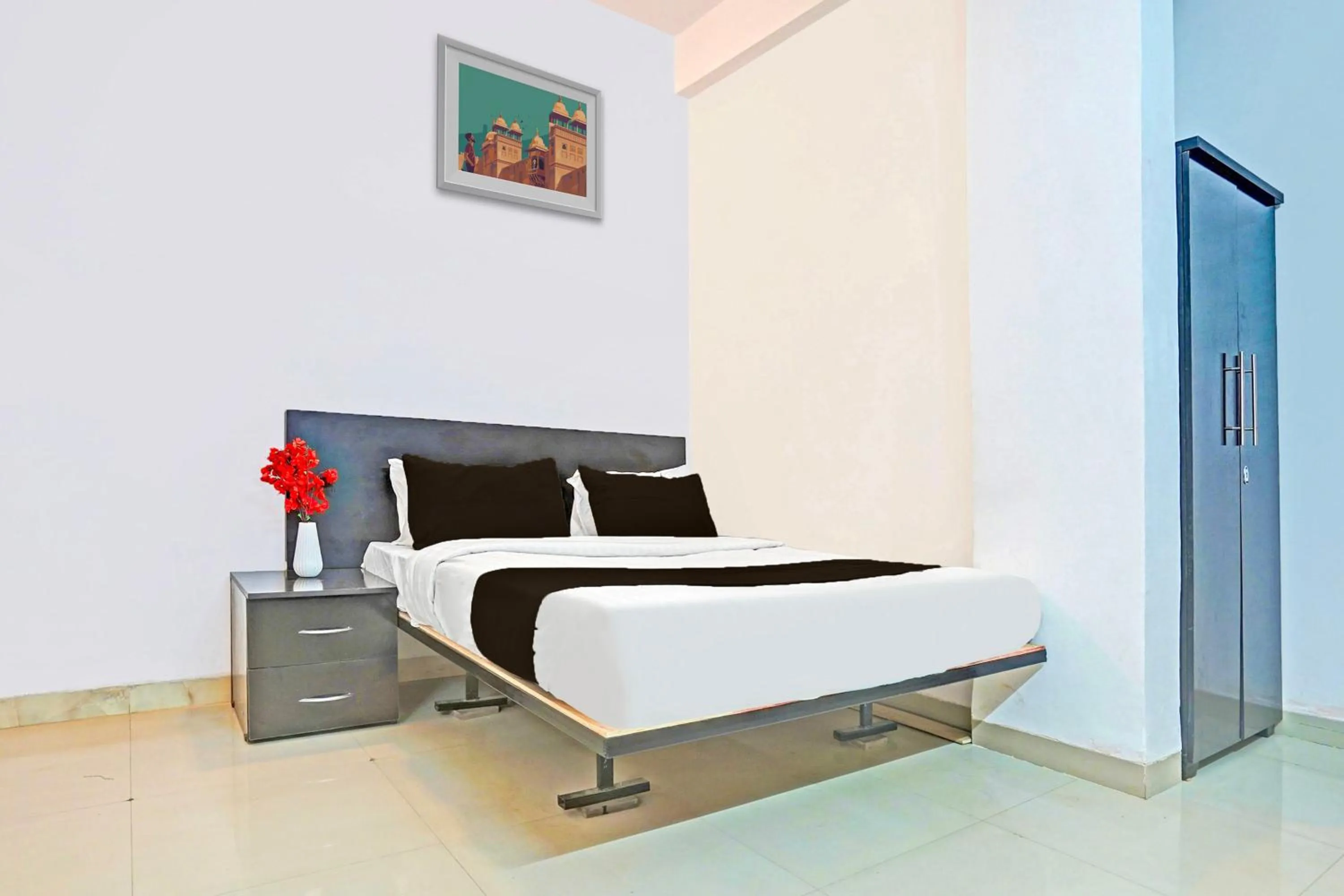 Bedroom, Bed in Hotel O Eternity Shivay