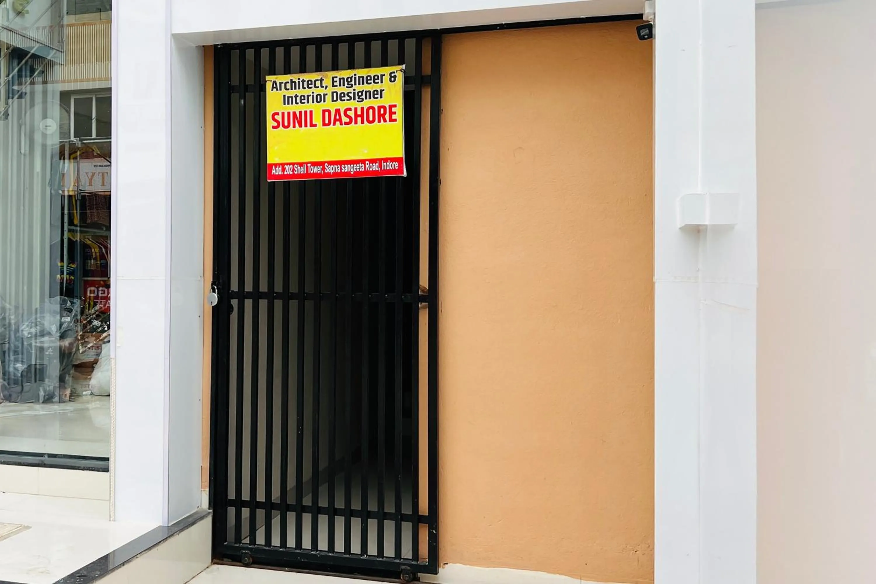 Facade/entrance in Hotel O Lakshya