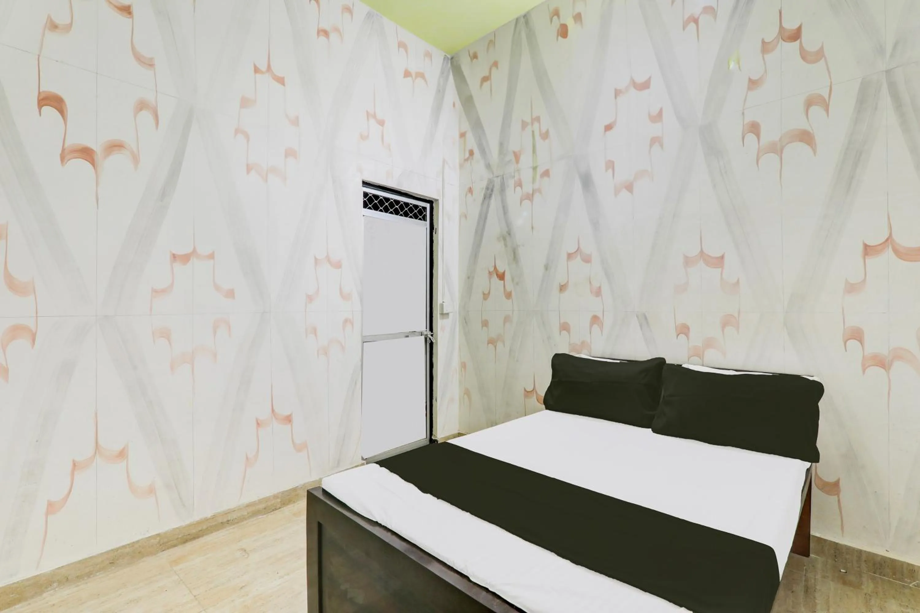 Bedroom, Bed in Hotel O by OYO BRS Dream