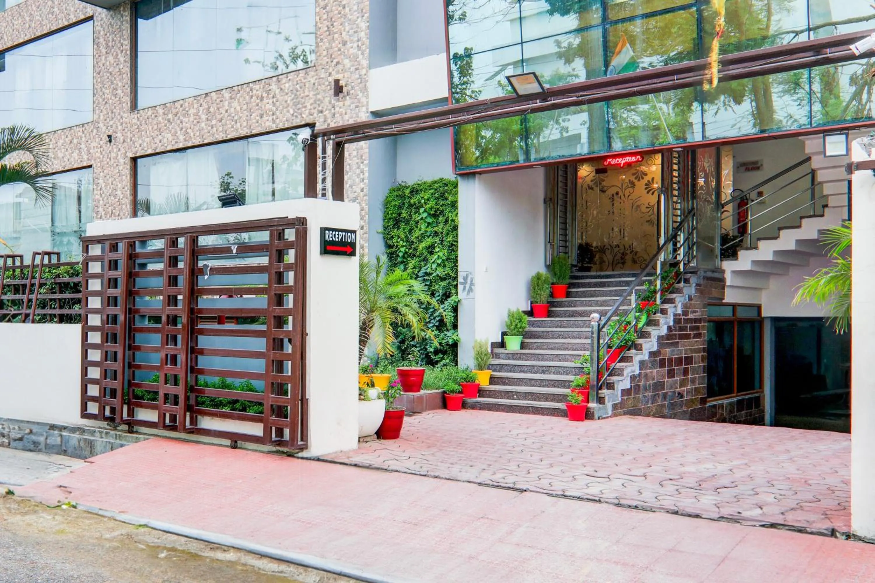 Facade/entrance in Townhouse Sakura