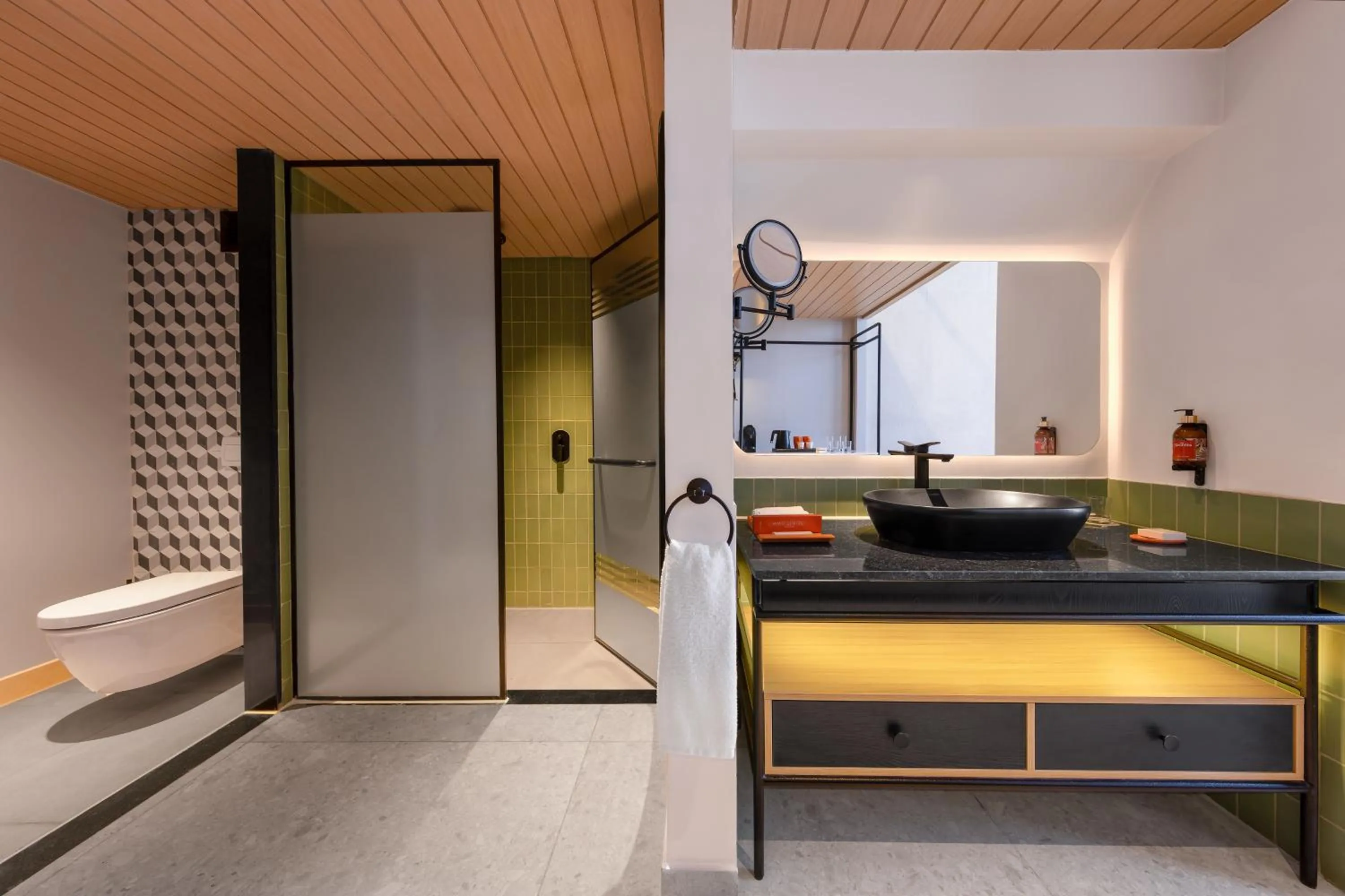 Toilet, Bed in Hyatt Centric Cairo West