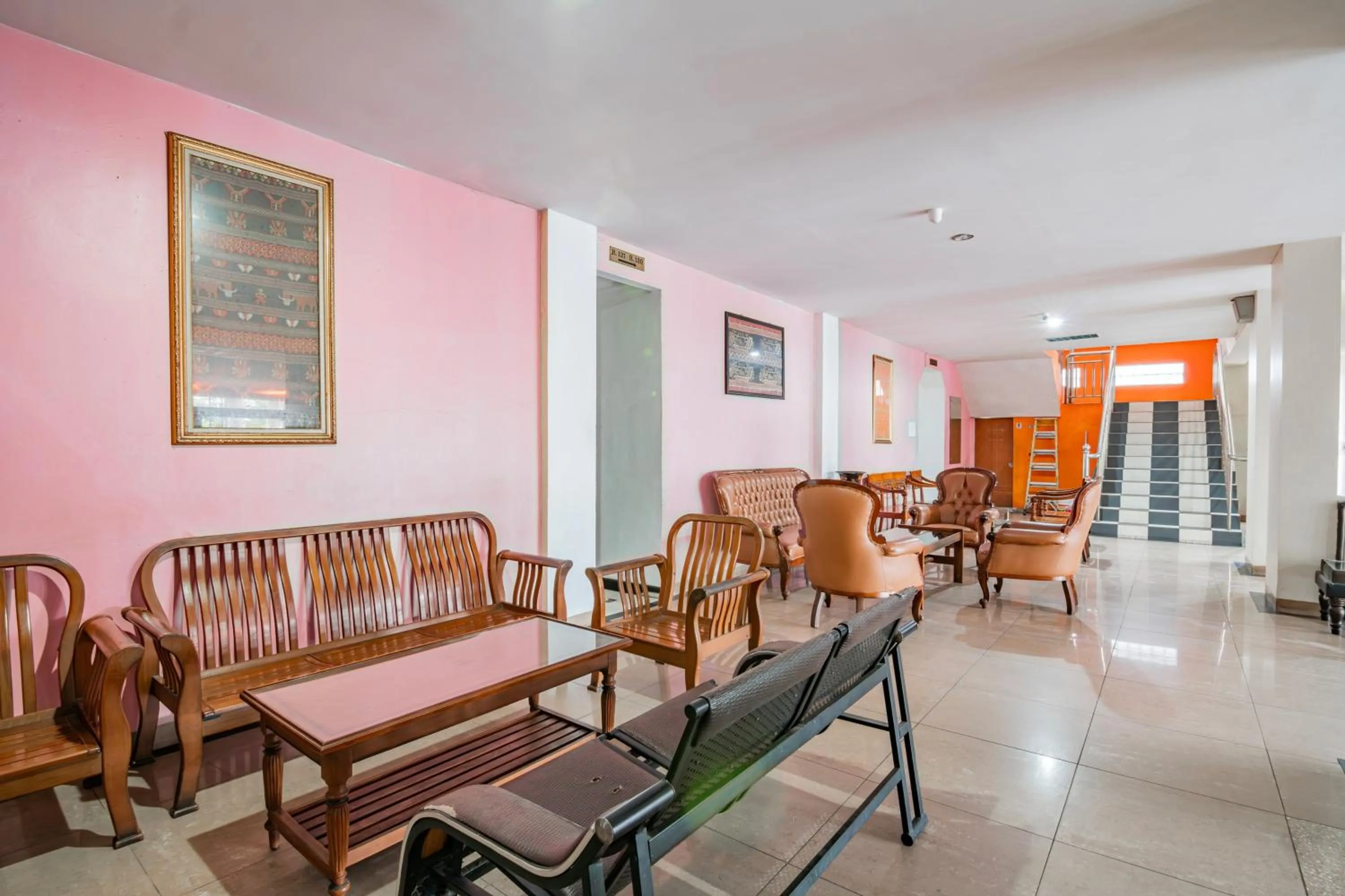 Lobby or reception in Collection O Pusat Kota Pekanbaru Near Mall Ska Formerly Hotel Olgaria