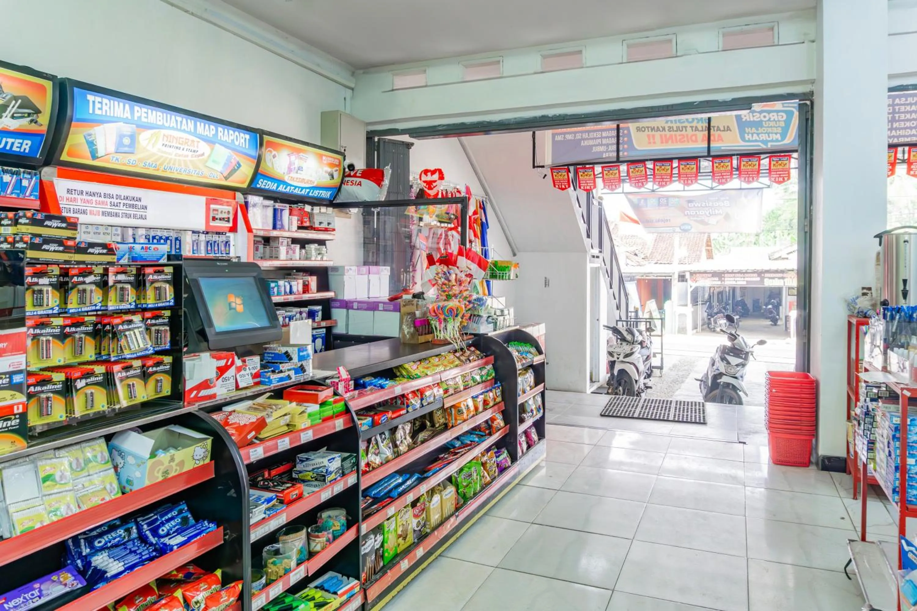 Lobby or reception in Hotel O Penginapan Kertajaya Syariah