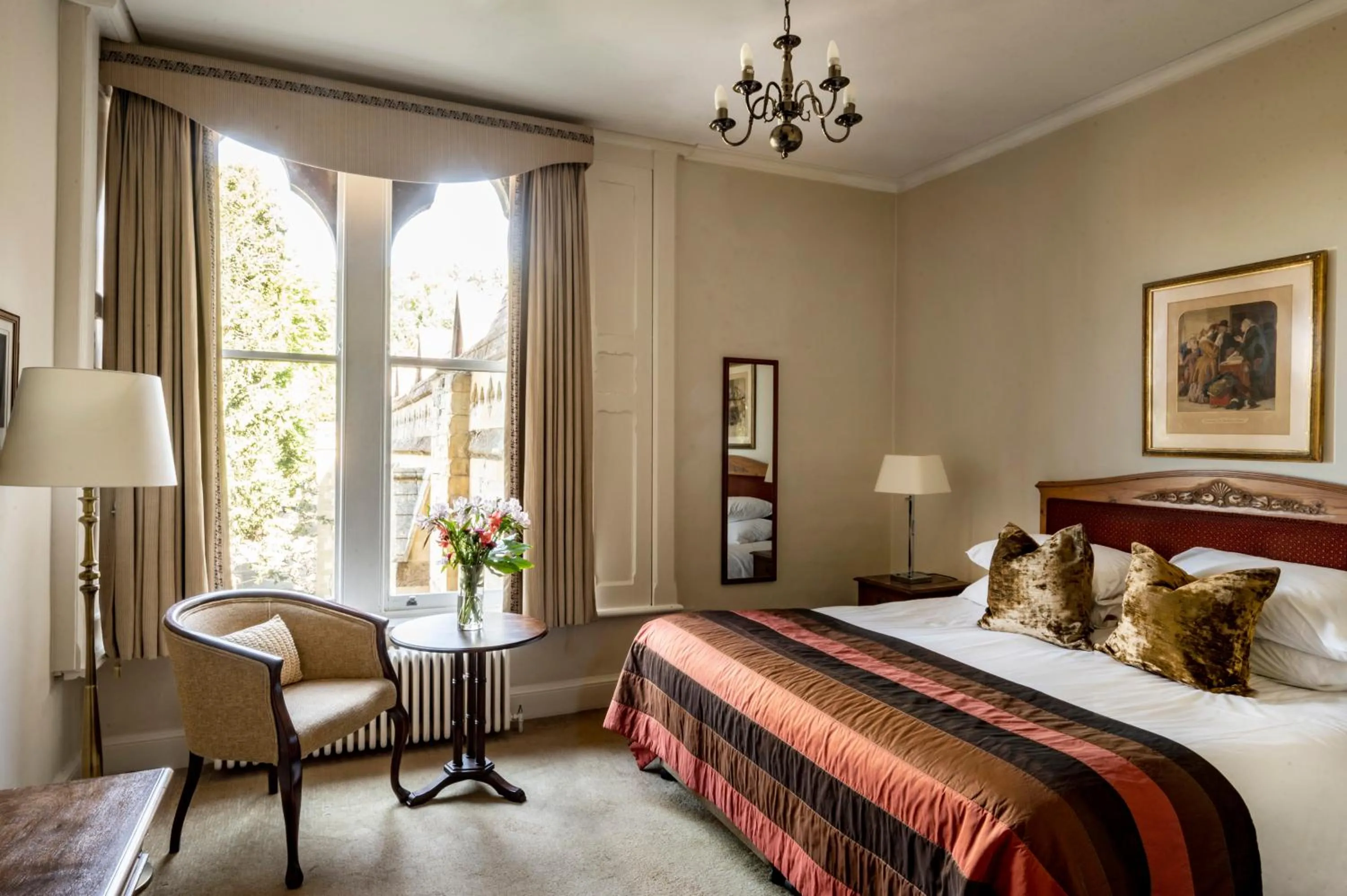 Cozy Classic Double Room in Ettington Park Hotel, Stratford-upon-Avon