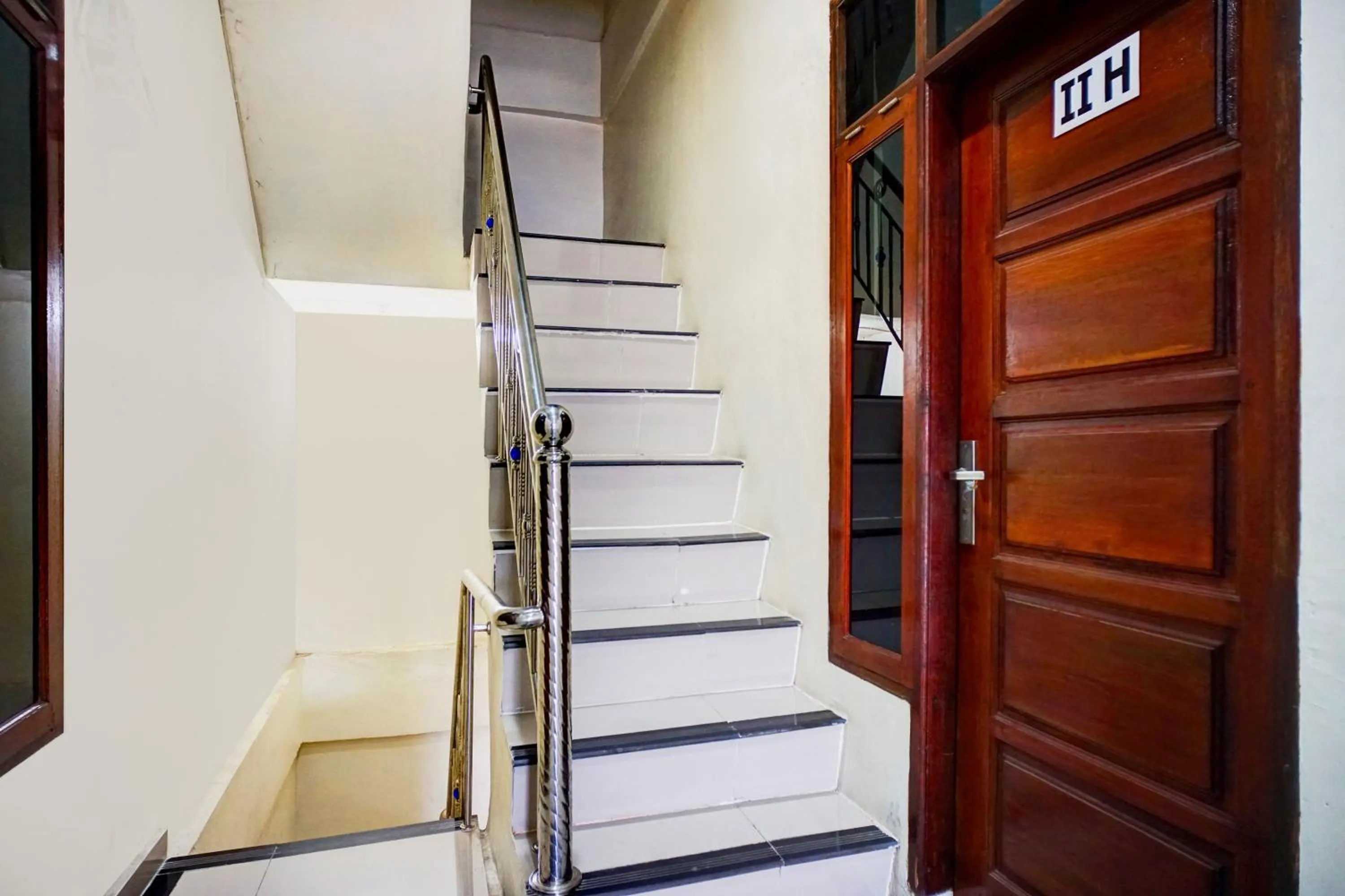 Lobby or reception in Hotel O P&g Guest House