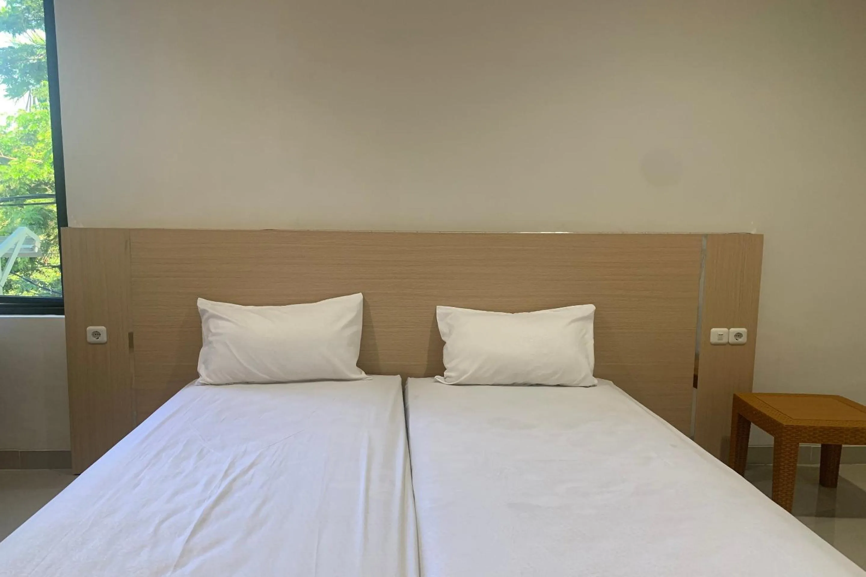 Bedroom, Bed in Hotel O Melros Place Homestay