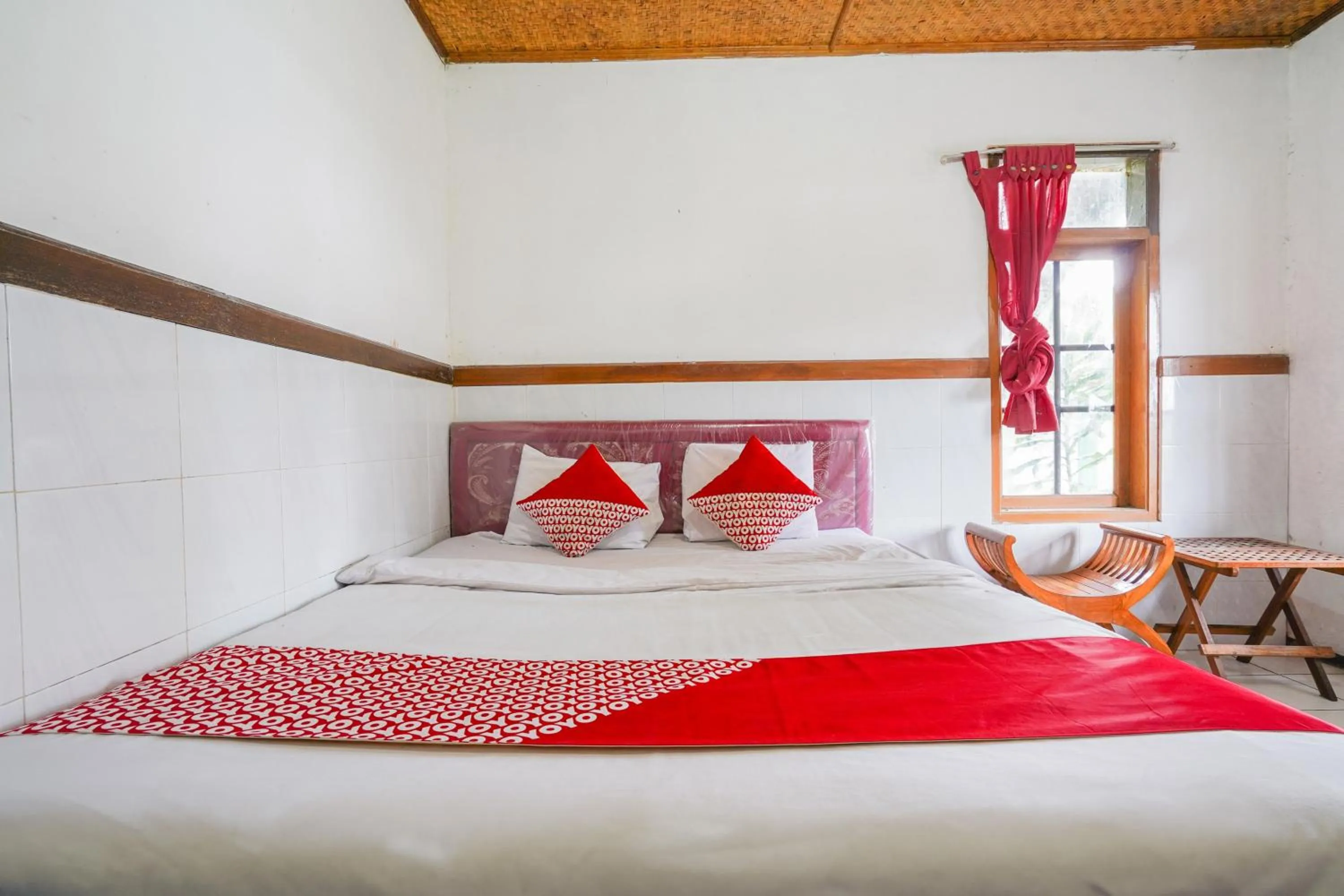 Bedroom, Bed in OYO 94118 Homestayque Syariah