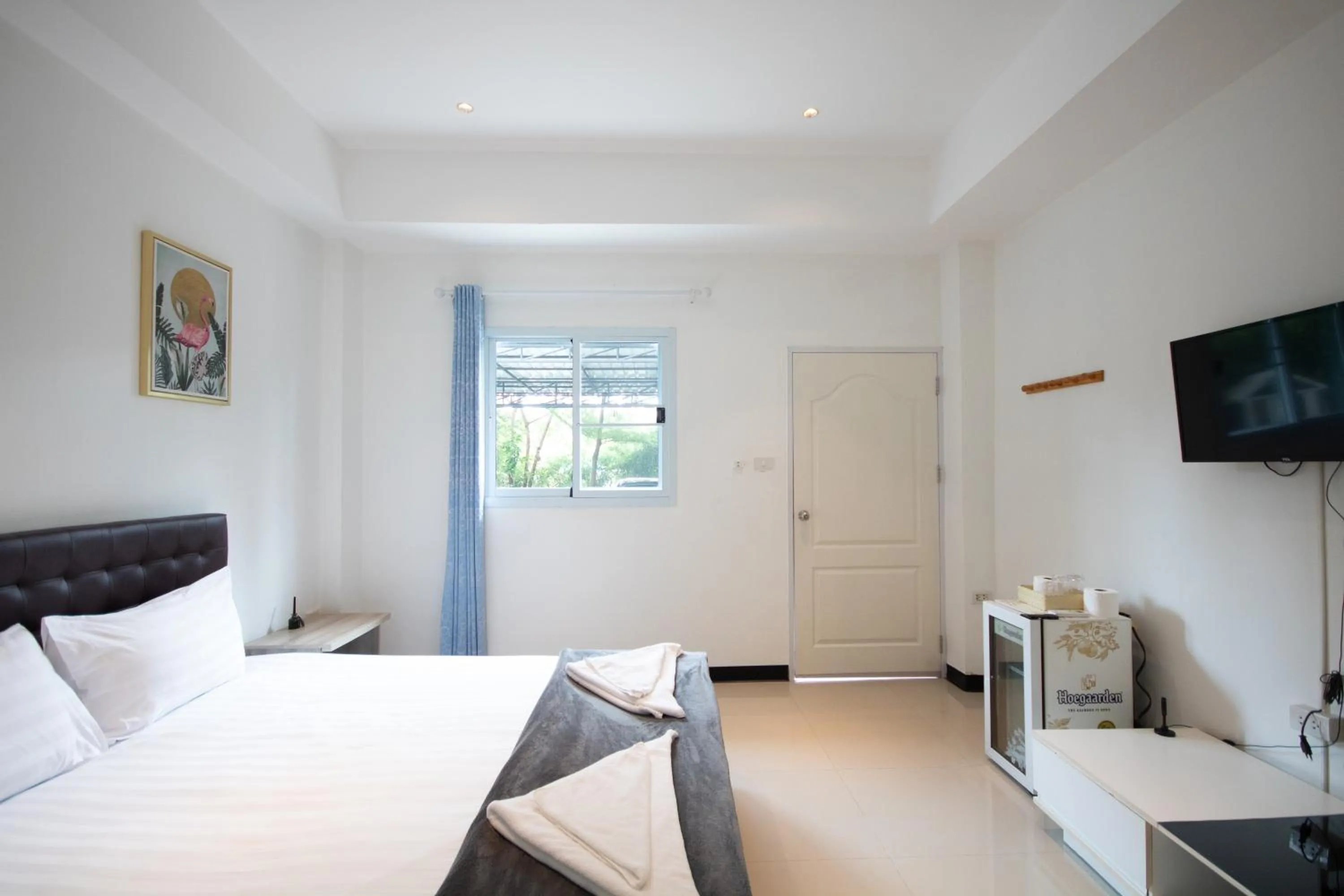 Photo of the whole room, Bed in Arttra Villa