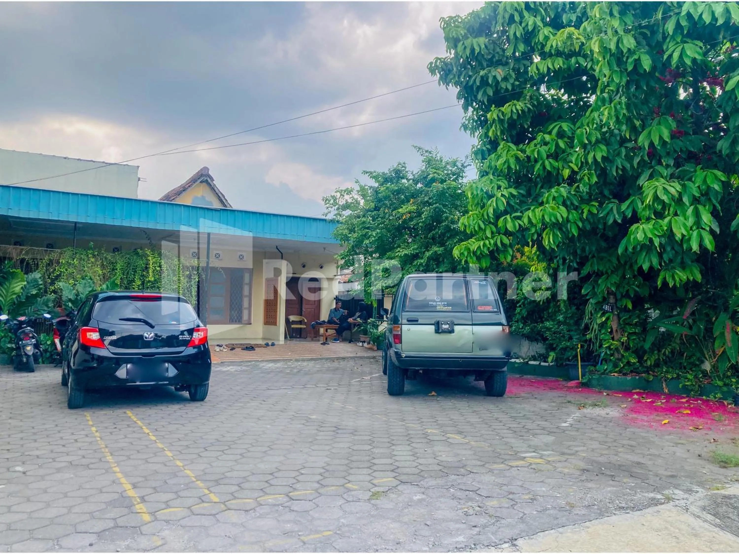 Property building in Sahil inn Syariah Prawirotaman RedPartner