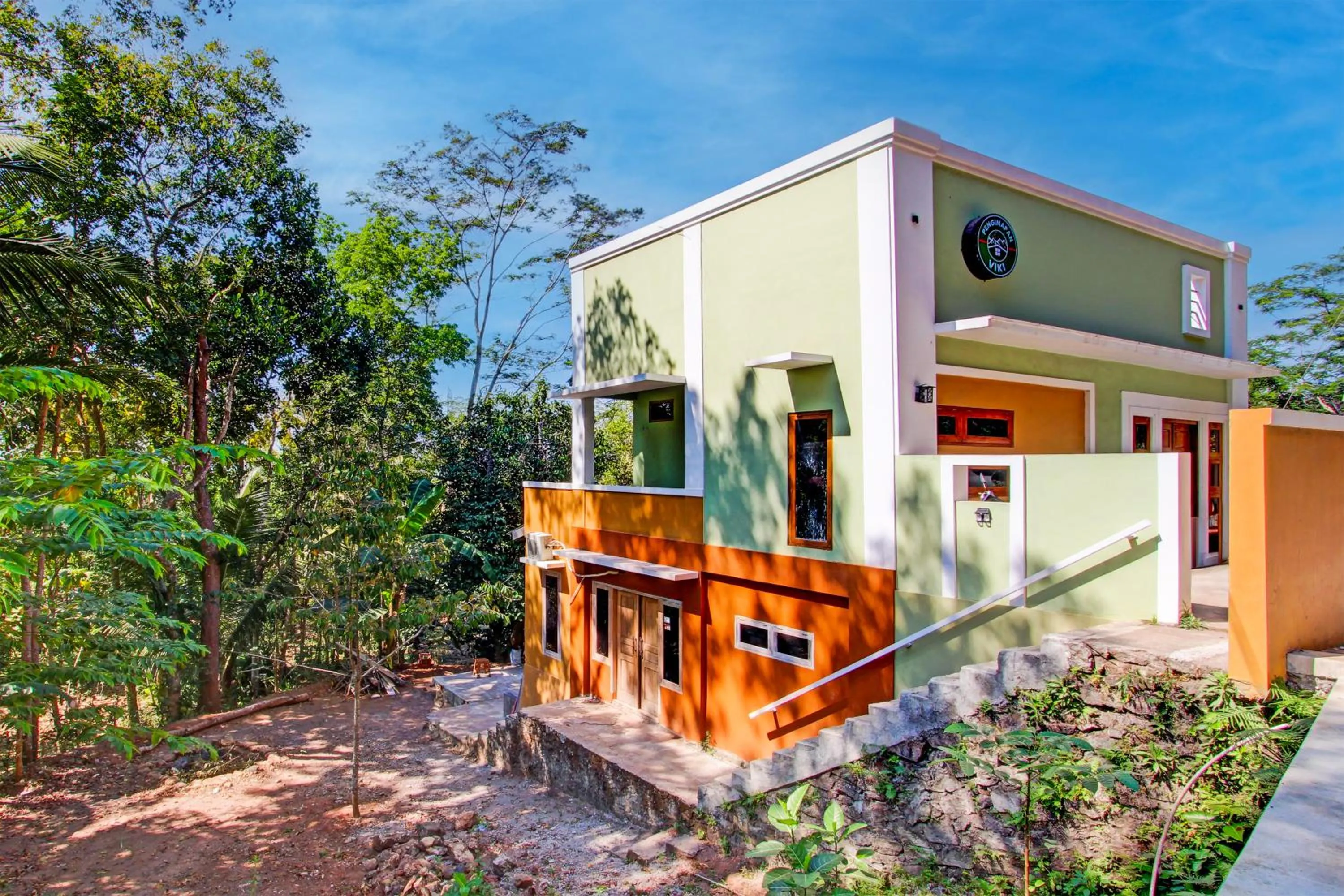 Property building in Hotel O Penginapan Viki Syariah