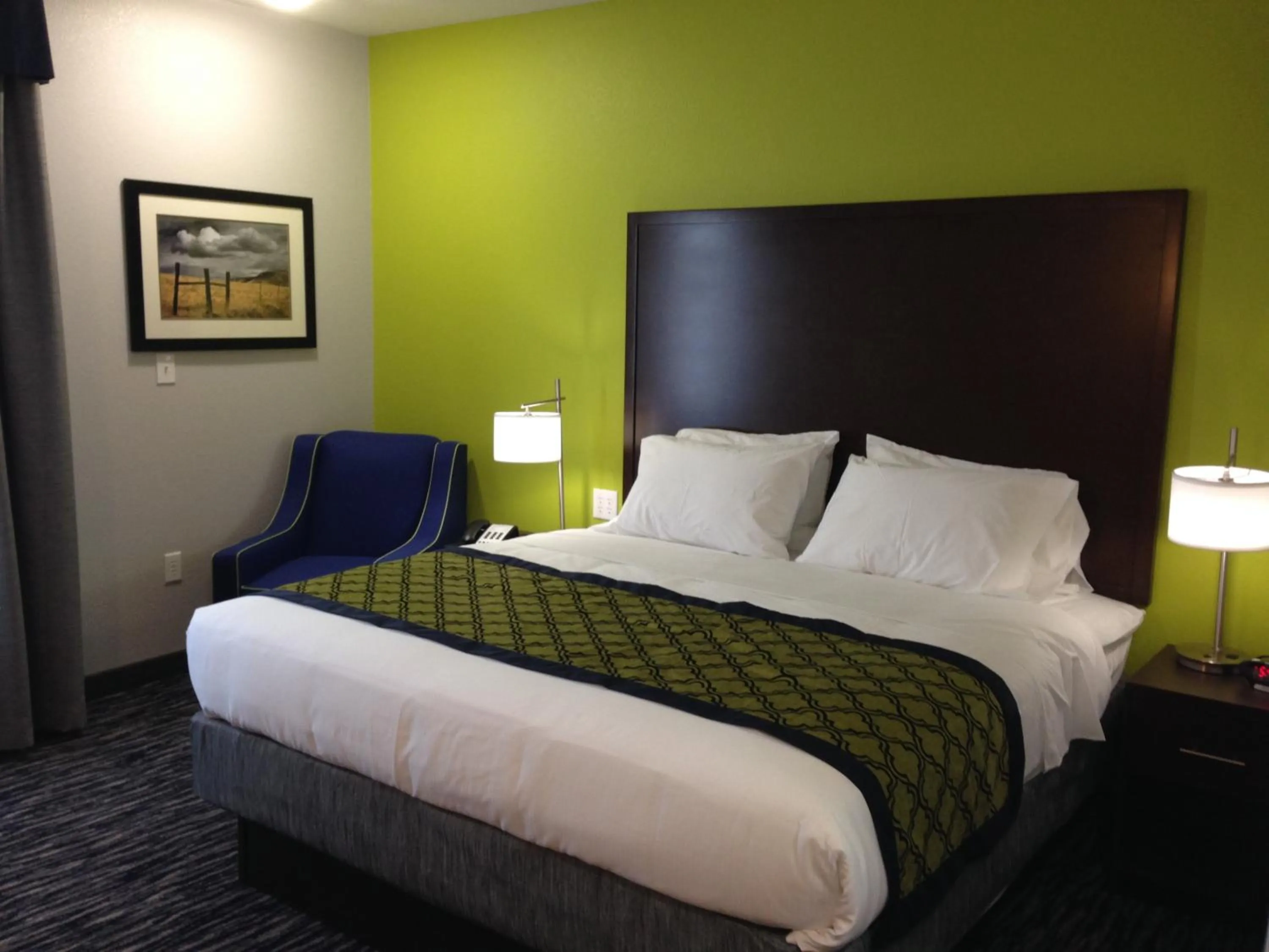 Bed in Hawthorn Extended Stay by Wyndham Midland