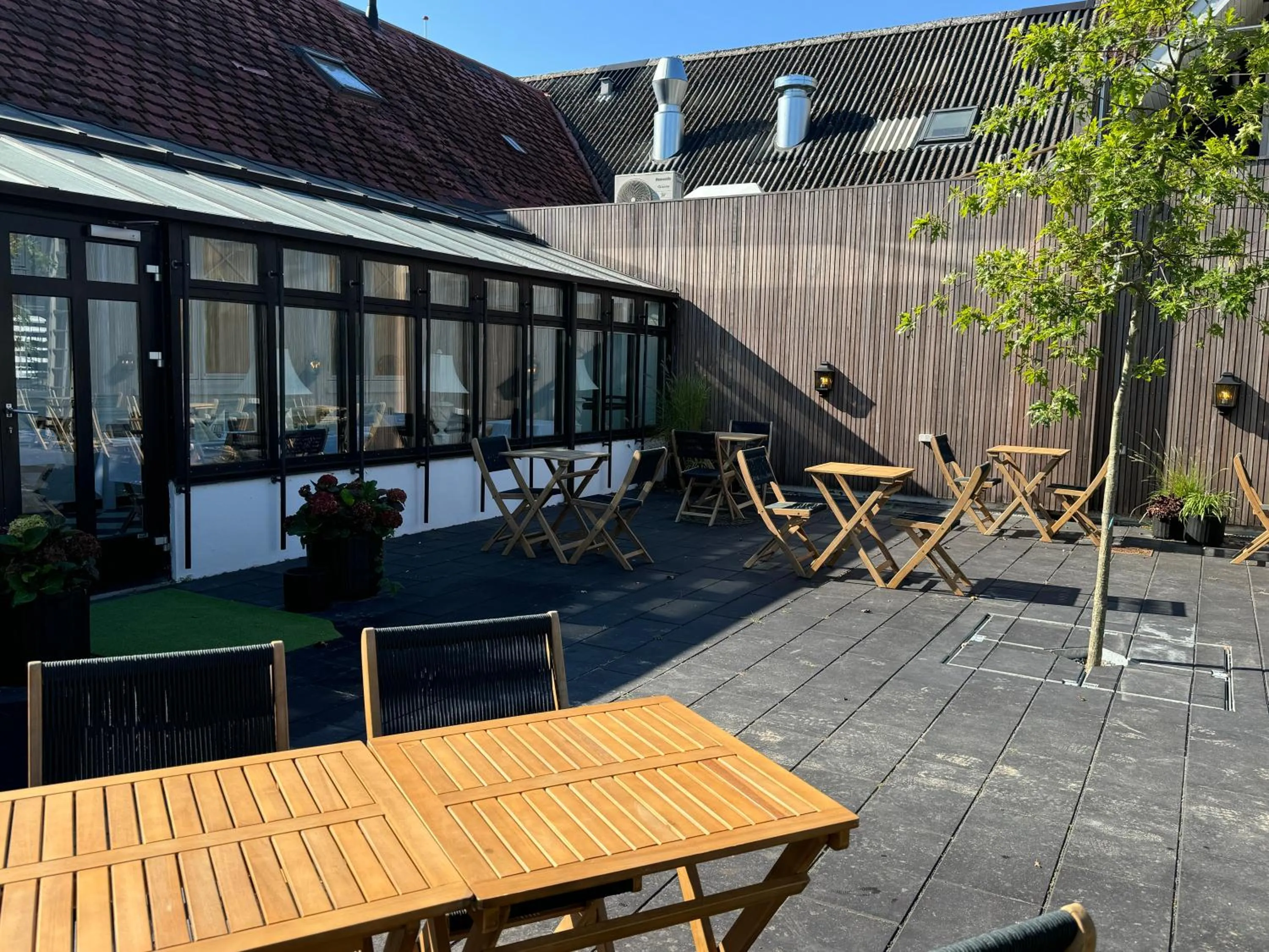 Off site in Rold Gl Kro